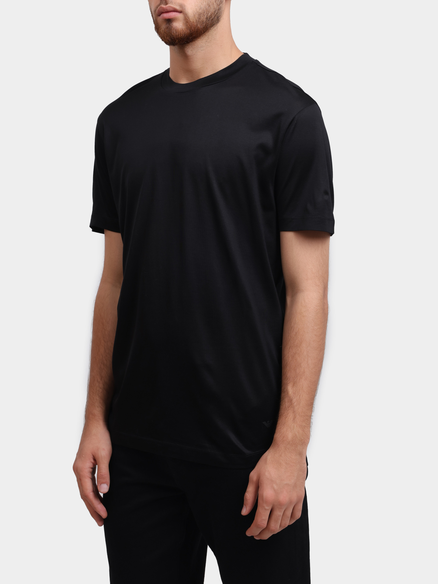 Футболка Emporio Armani 8N1TE8 1JUVZ 0999 черная мужская — купить в интернет-магазине Verdistore