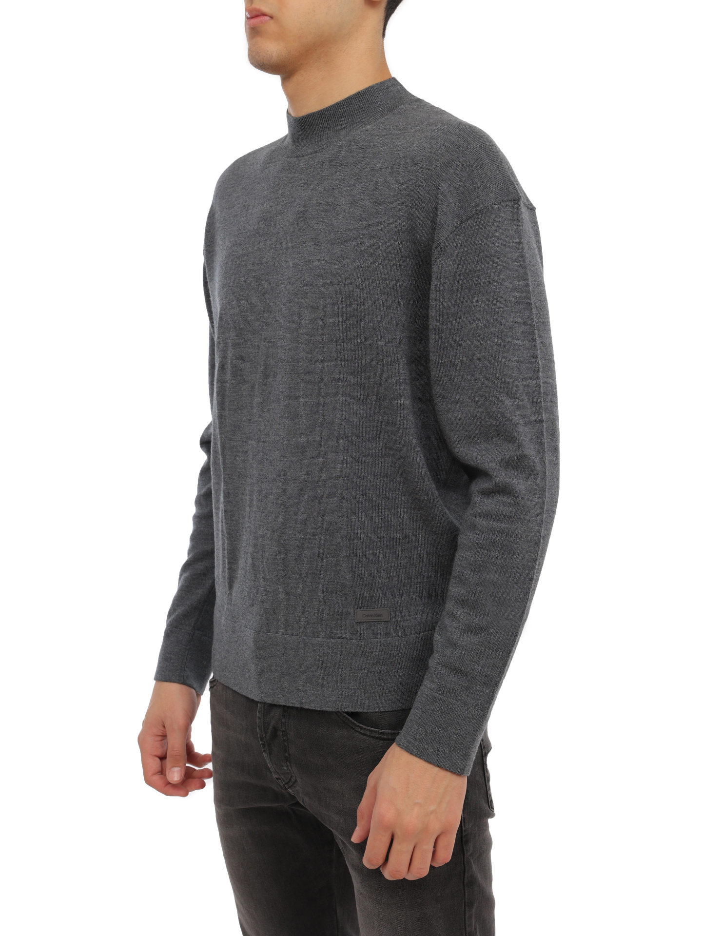 Свитер Calvin Klein K10K111942 темно-серый мужской из шерсти — купить в интернет-магазине Verdistore