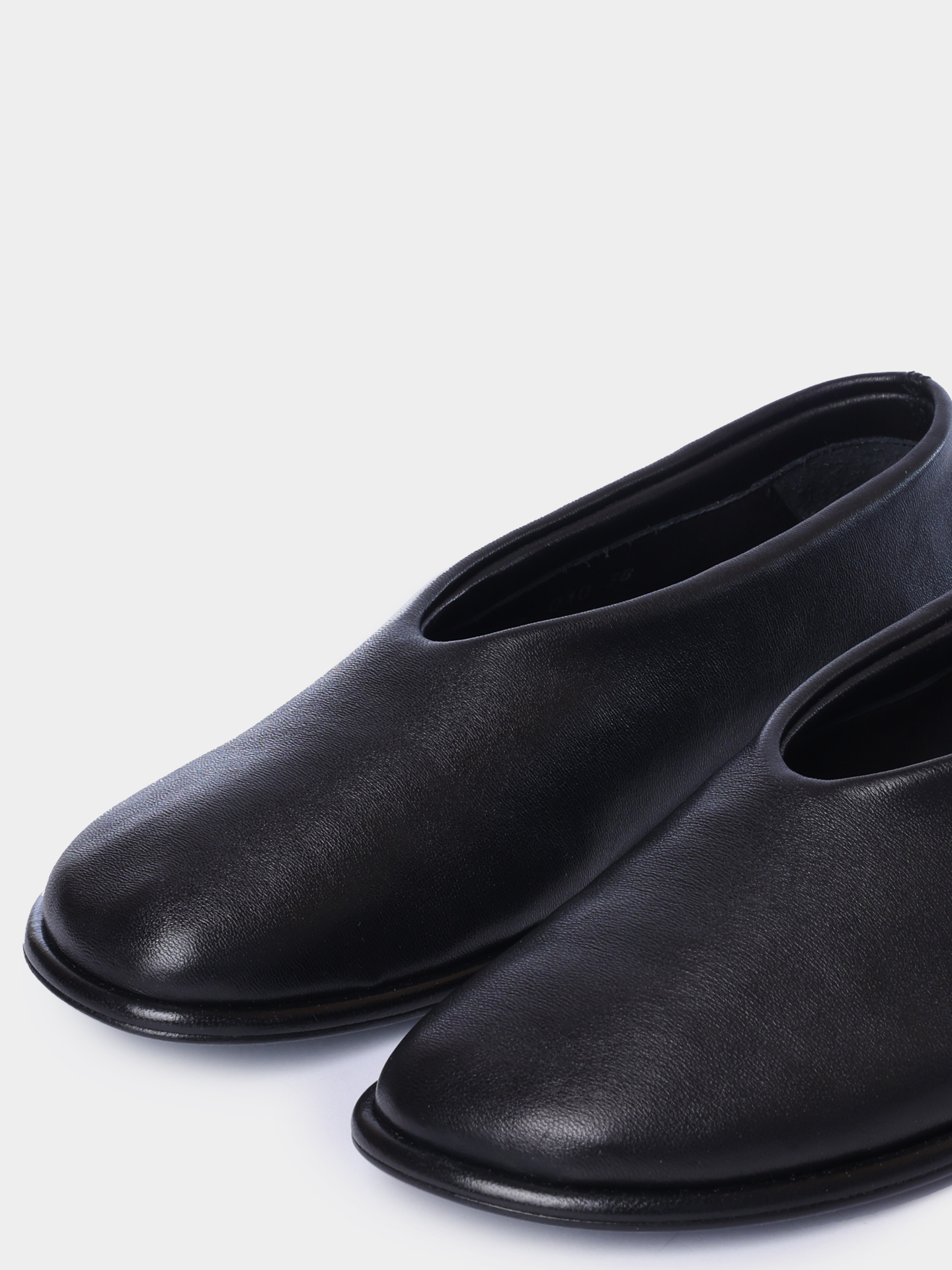 Балетки Officine Creative OCDFONTO010GUA141000 черные женские — купить в интернет-магазине Verdistore