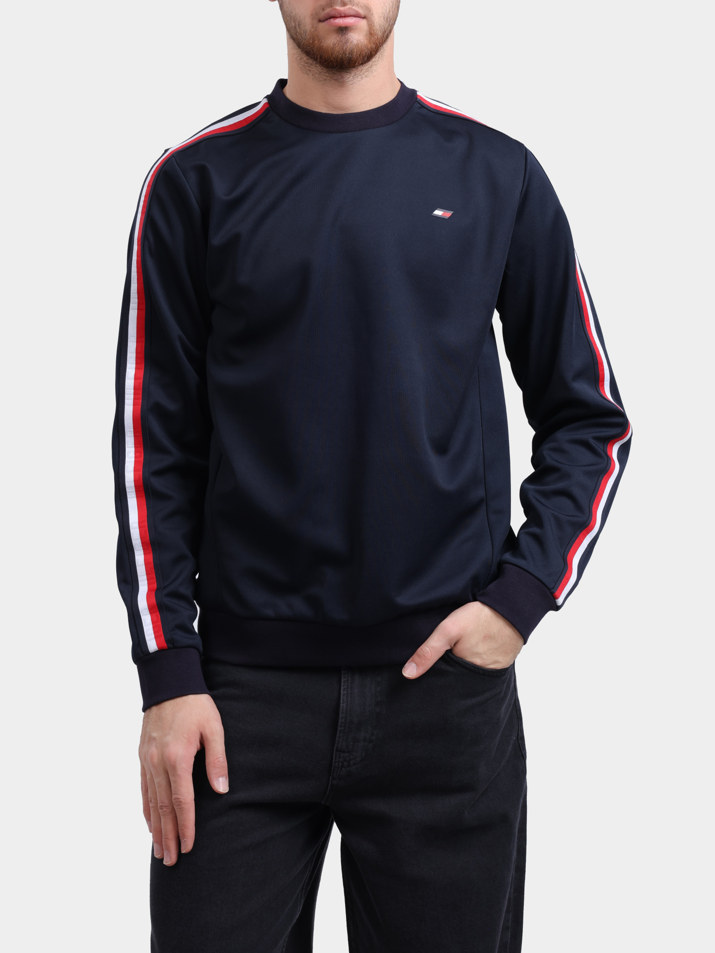 Свитшот Tommy Hilfiger MW0MW32633 DW5 темно-синий мужской — купить в интернет-магазине Verdistore