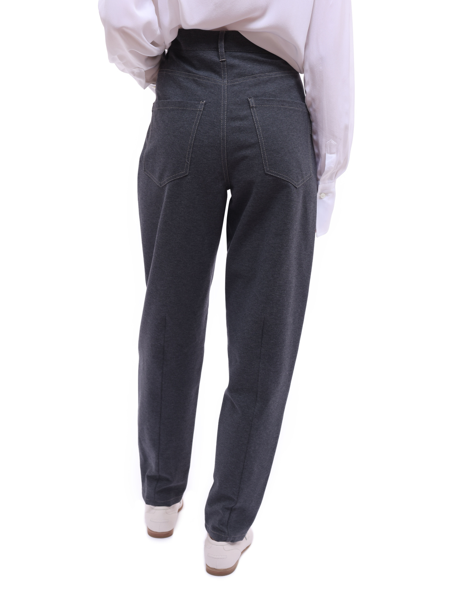 Брюки Brunello Cucinelli M0R24P7753 C616 серые женские из хлопка — купить в интернет-магазине Verdistore