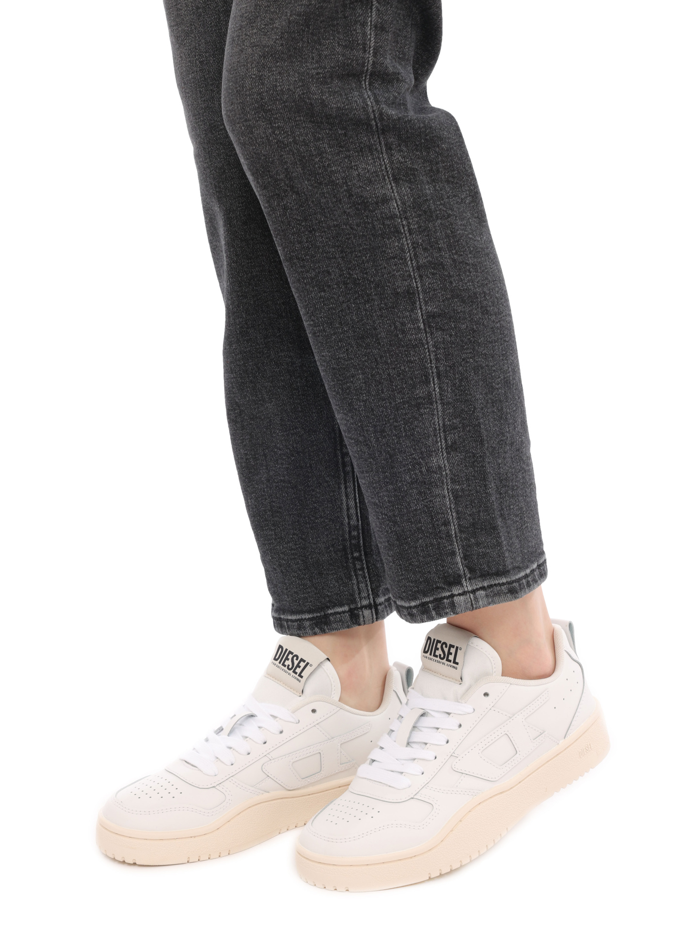 Кеды Diesel Y03362P5576T1015 кожаные женские — купить в интернет-магазине Verdistore