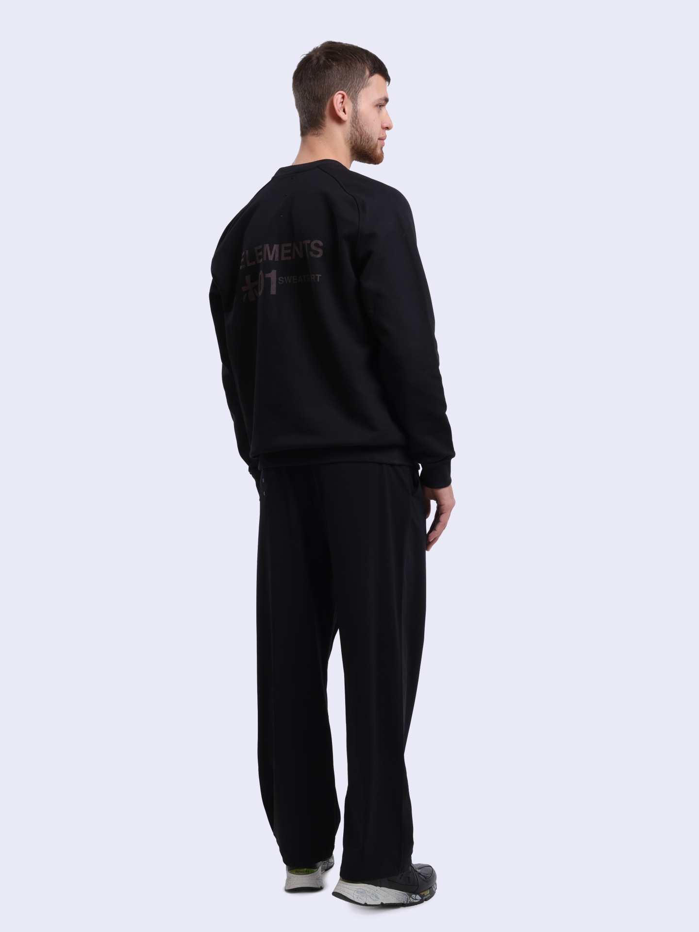 Свитшот с крупным контрастным принтом на спине — купить в интернет-магазине Verdistore