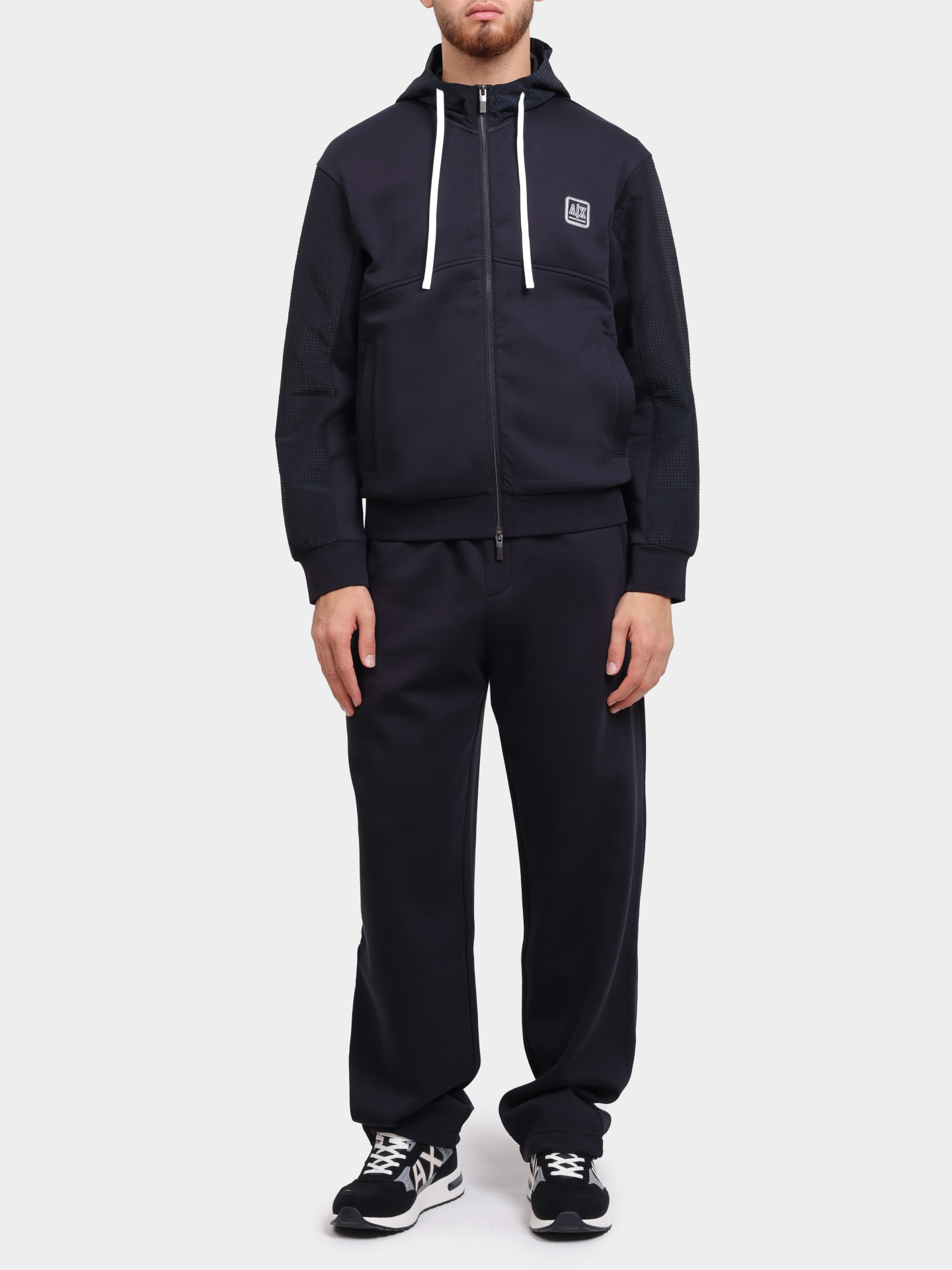 Брюки спортивные Armani Exchange XM000461 AF10818 темно-синие мужские — купить в интернет-магазине Verdistore