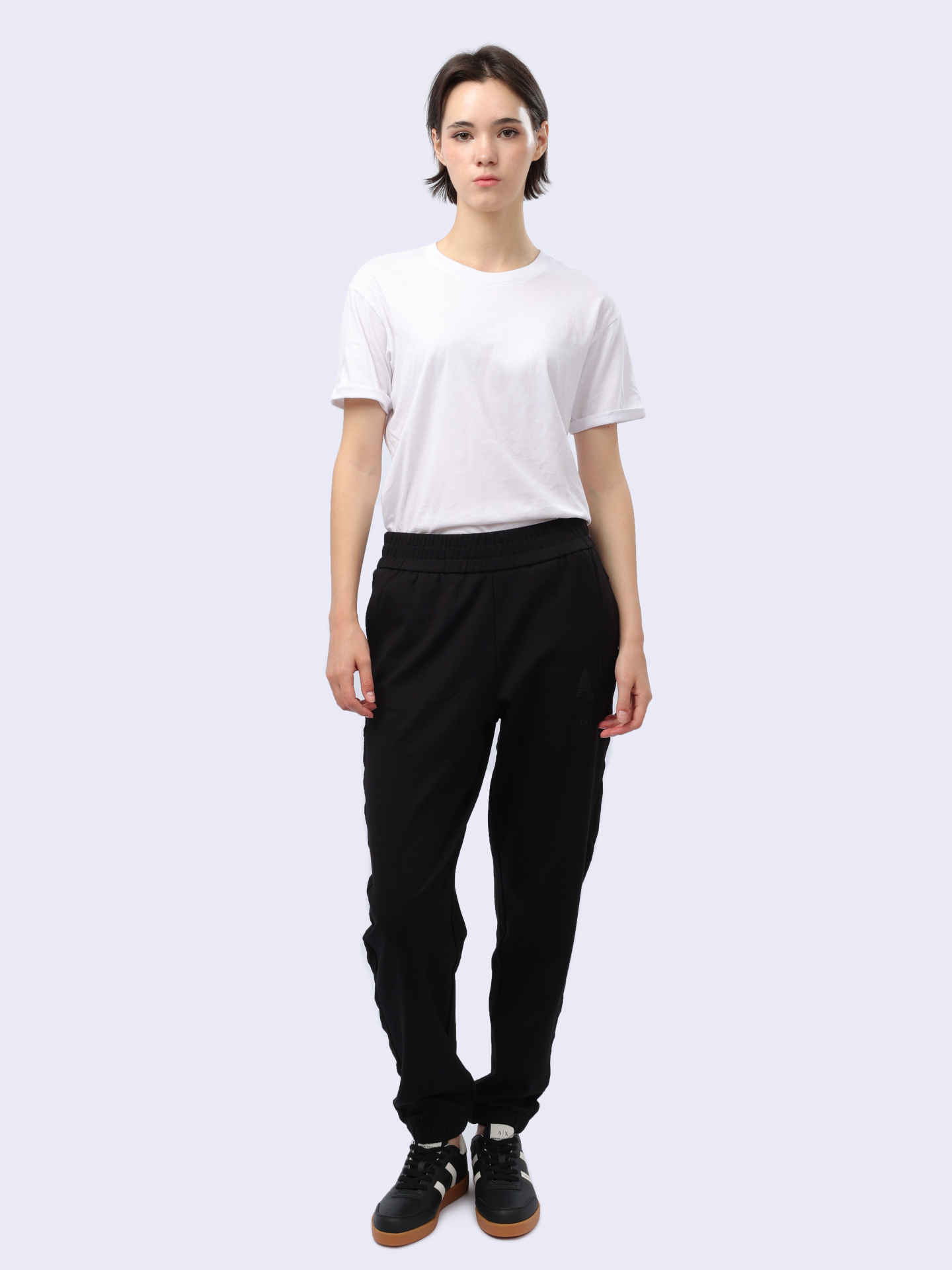 картинка Брюки Armani Exchange 3DYP88 YJESZ 1200 черные женские от магазина Verdistore