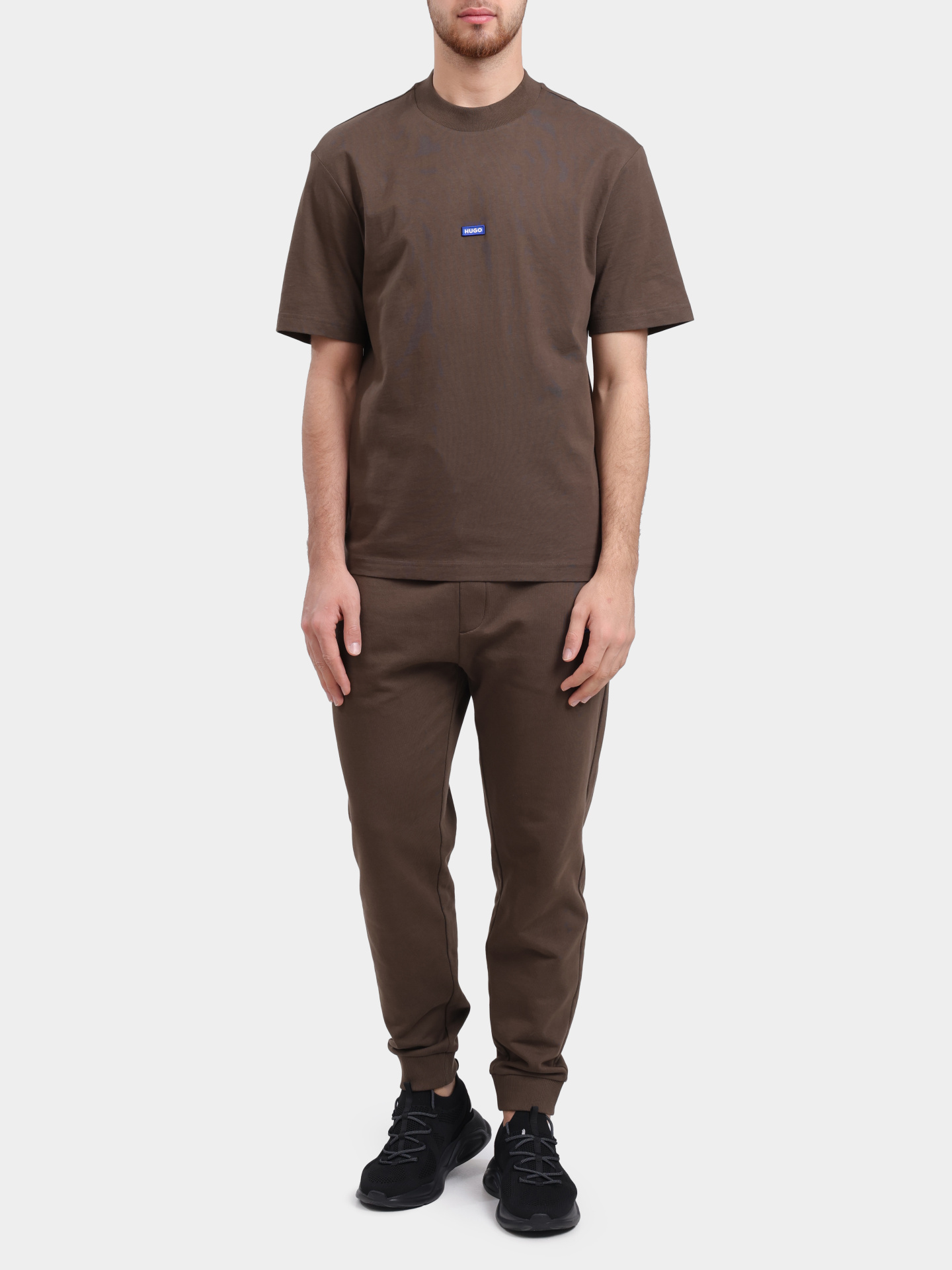 Брюки спортивные HUGO BLUE Napin 10249110 01 50522372 208 коричневые мужские зауженные  — купить в интернет-магазине Verdistore