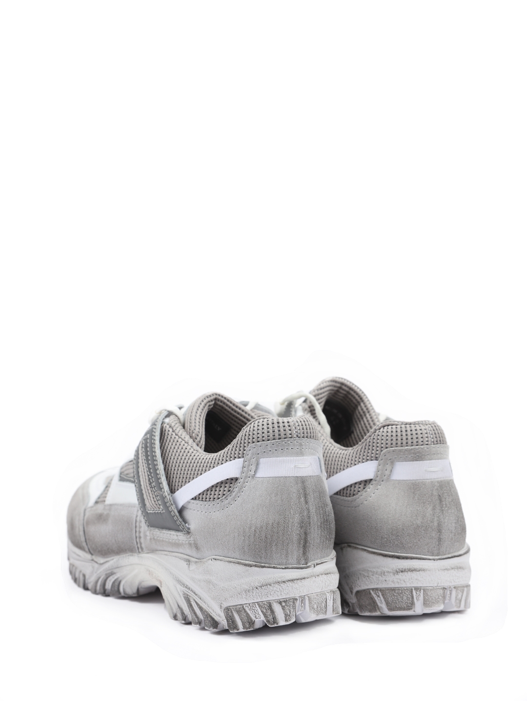 Кроссовки на шнурках белые с комбинированной подошвой — купить в интернет-магазине Verdistore