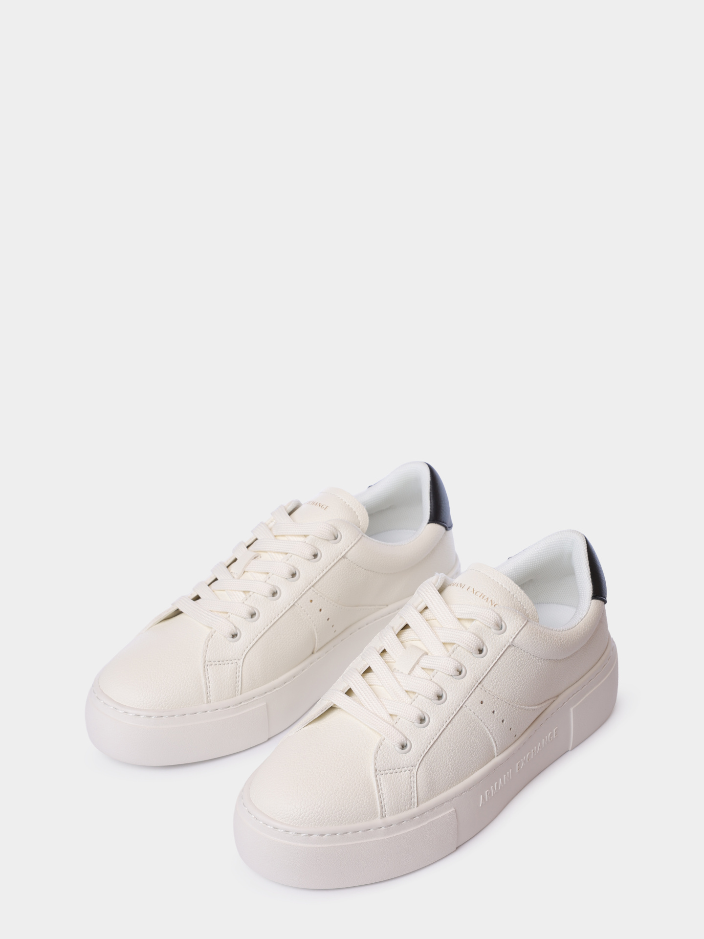 Кеды Armani Exchange XDX179 XV930 N480 белые женские — купить в интернет-магазине Verdistore