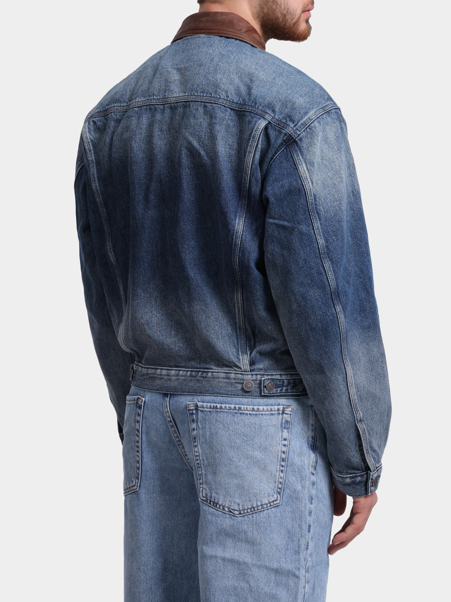 Куртка Diesel A21703007DV01 джинсовая синяя мужская укороченная — купить в интернет-магазине Verdistore