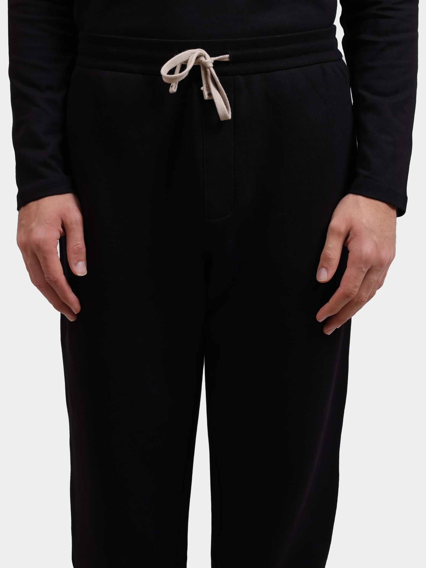 Джоггеры Armani Exchange XM001347 AF16222 UC001 черные мужские — купить в интернет-магазине Verdistore