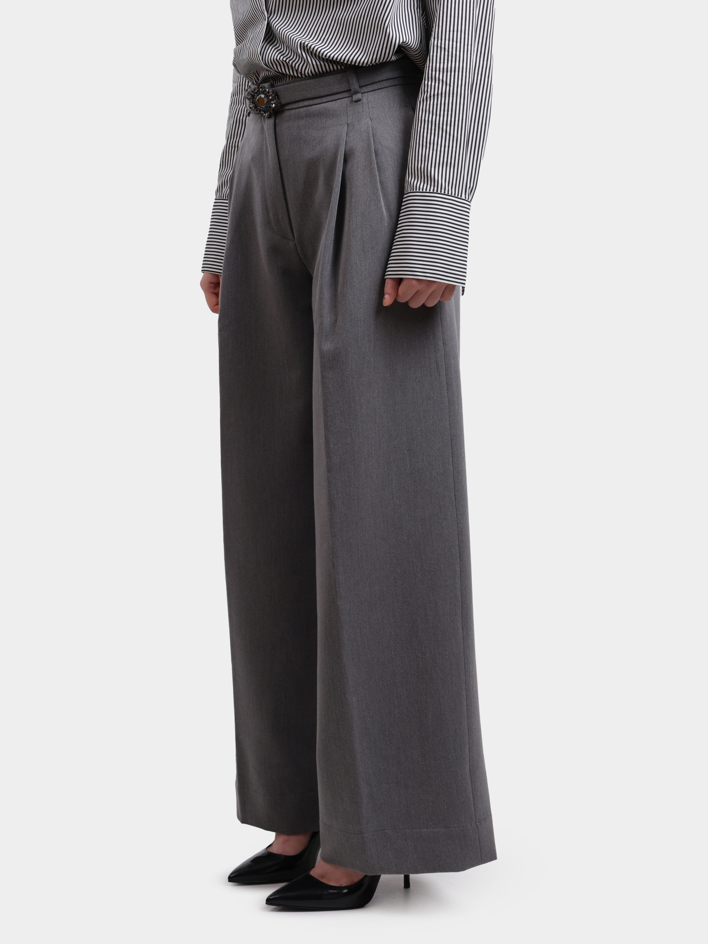 Брюки Liu-Jo MF5269 TS224 84006 серые женские с ремнем — купить в интернет-магазине Verdistore