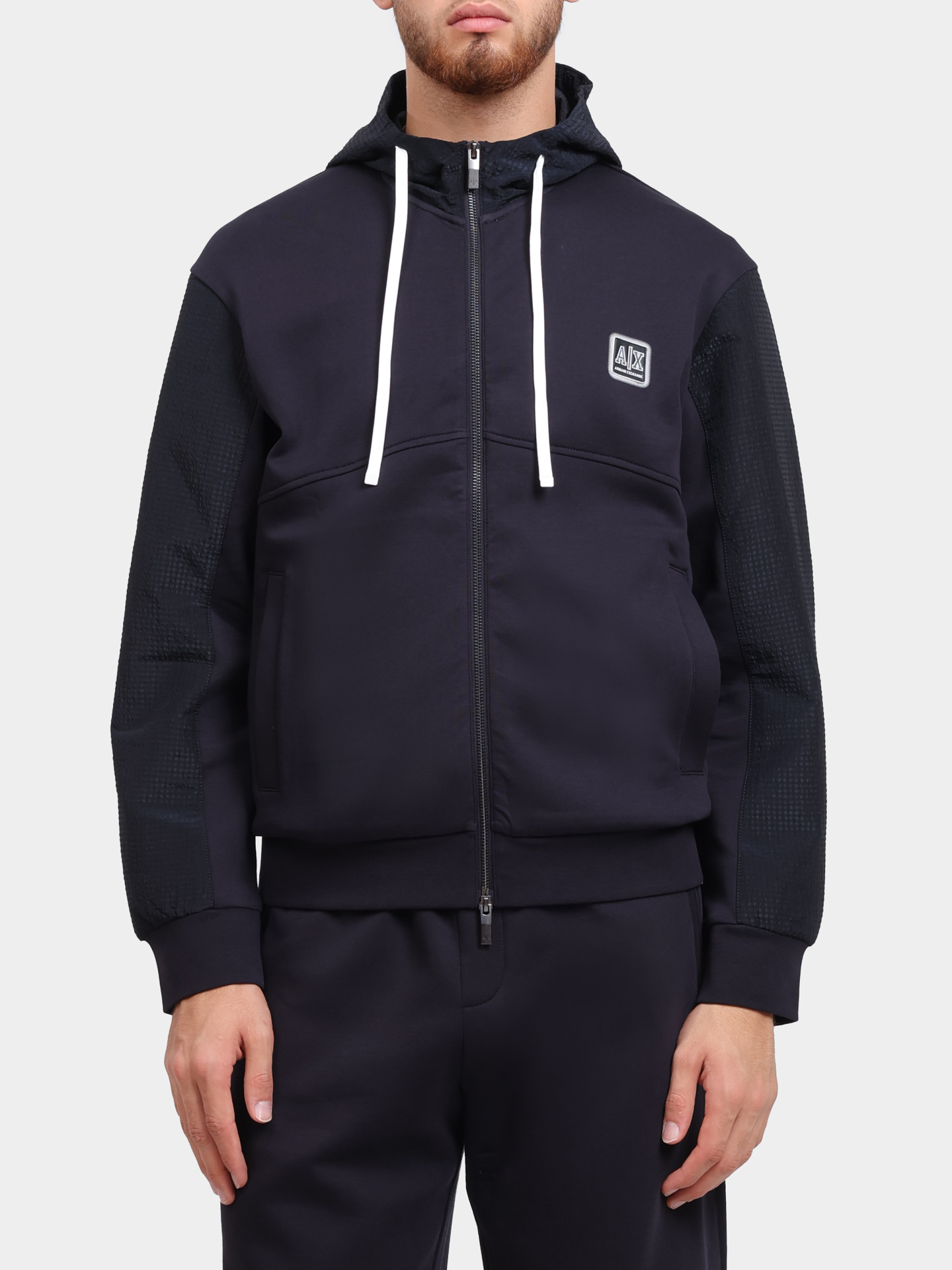 Мастерка Armani Exchange XM000480 AF10818 UB101 темно-синяя мужская с логотипом — купить в интернет-магазине Verdistore