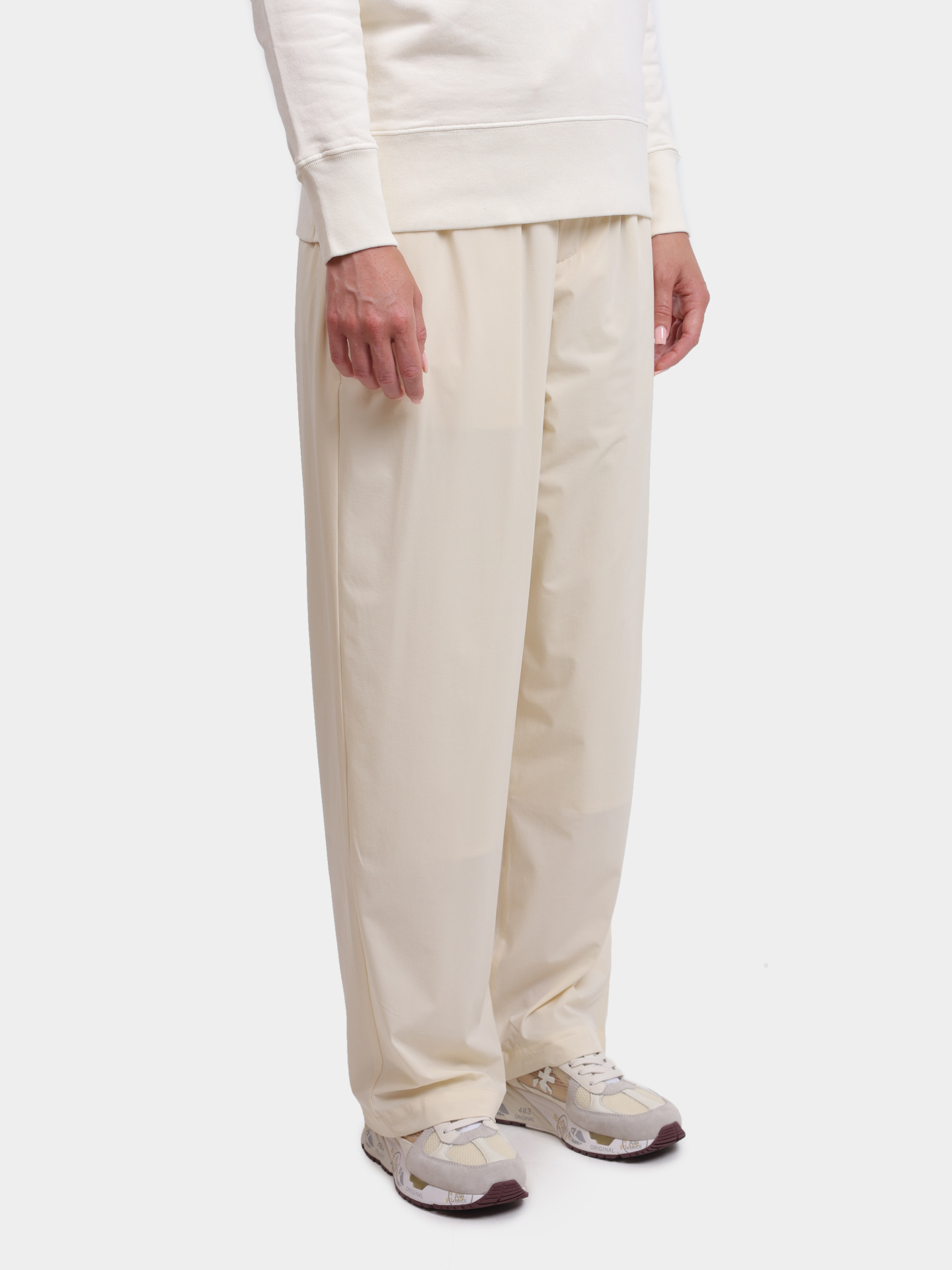 Брюки спортивные Autry JOPX-48NS молочные женские с логотипом — купить в интернет-магазине Verdistore