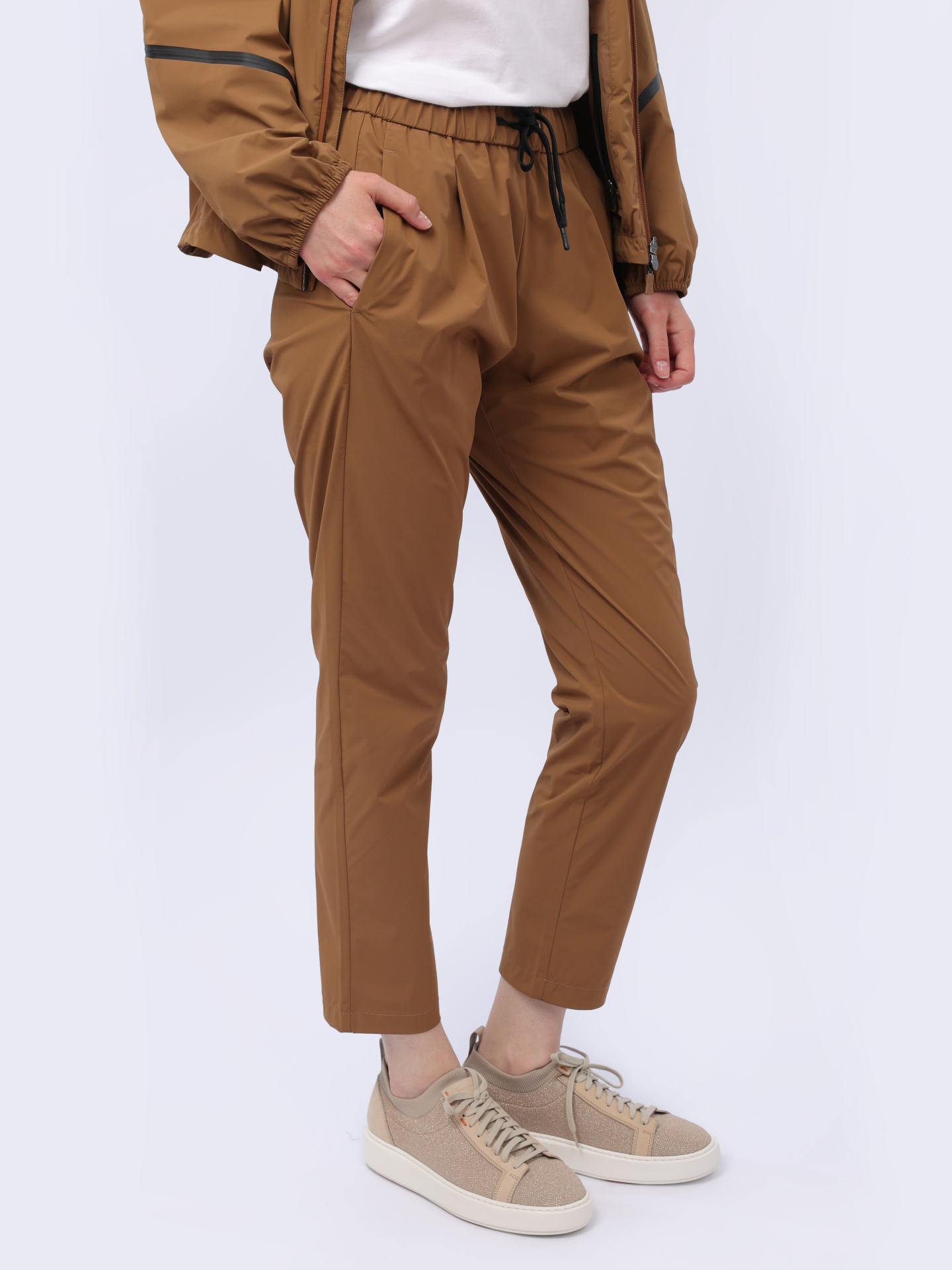 картинка Брюки от магазина Verdistore