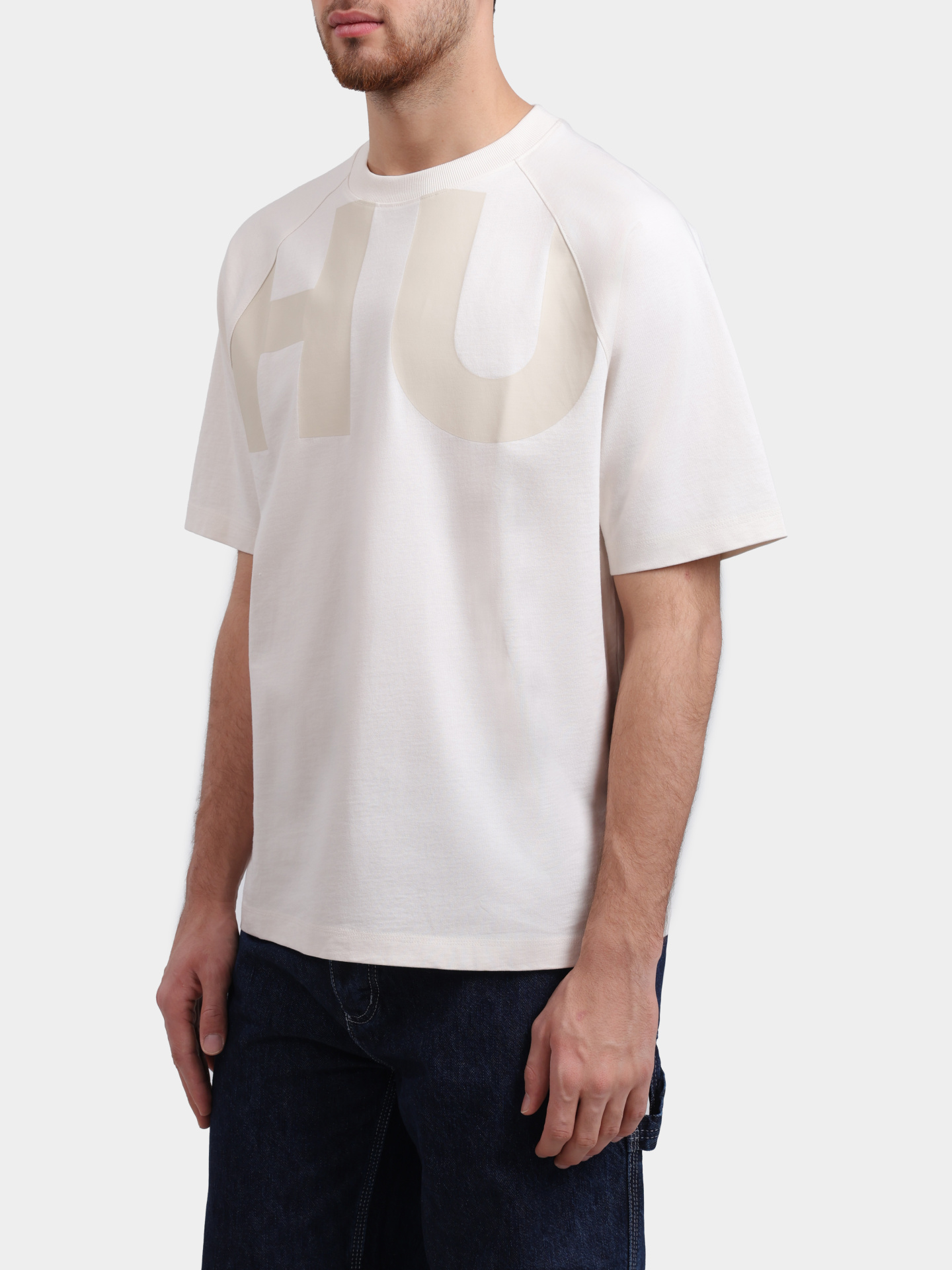 Футболка HUGO BLUE Nalftee 10250555 01 50552485 121 белая мужская с крупным логотипом  — купить в интернет-магазине Verdistore