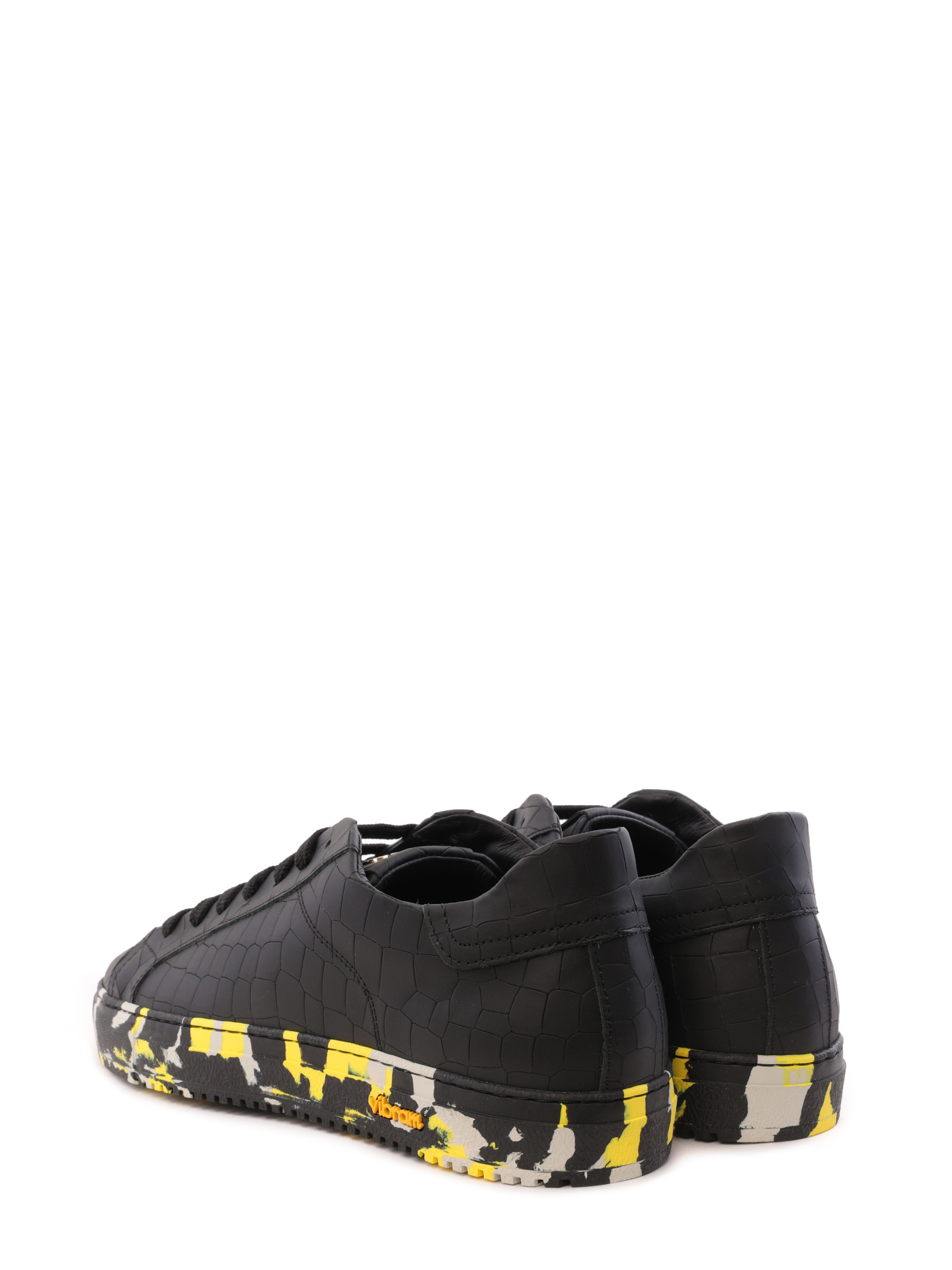 Кеды черные из текстурной кожи с ярким принтом на подошве — купить в интернет-магазине Verdistore
