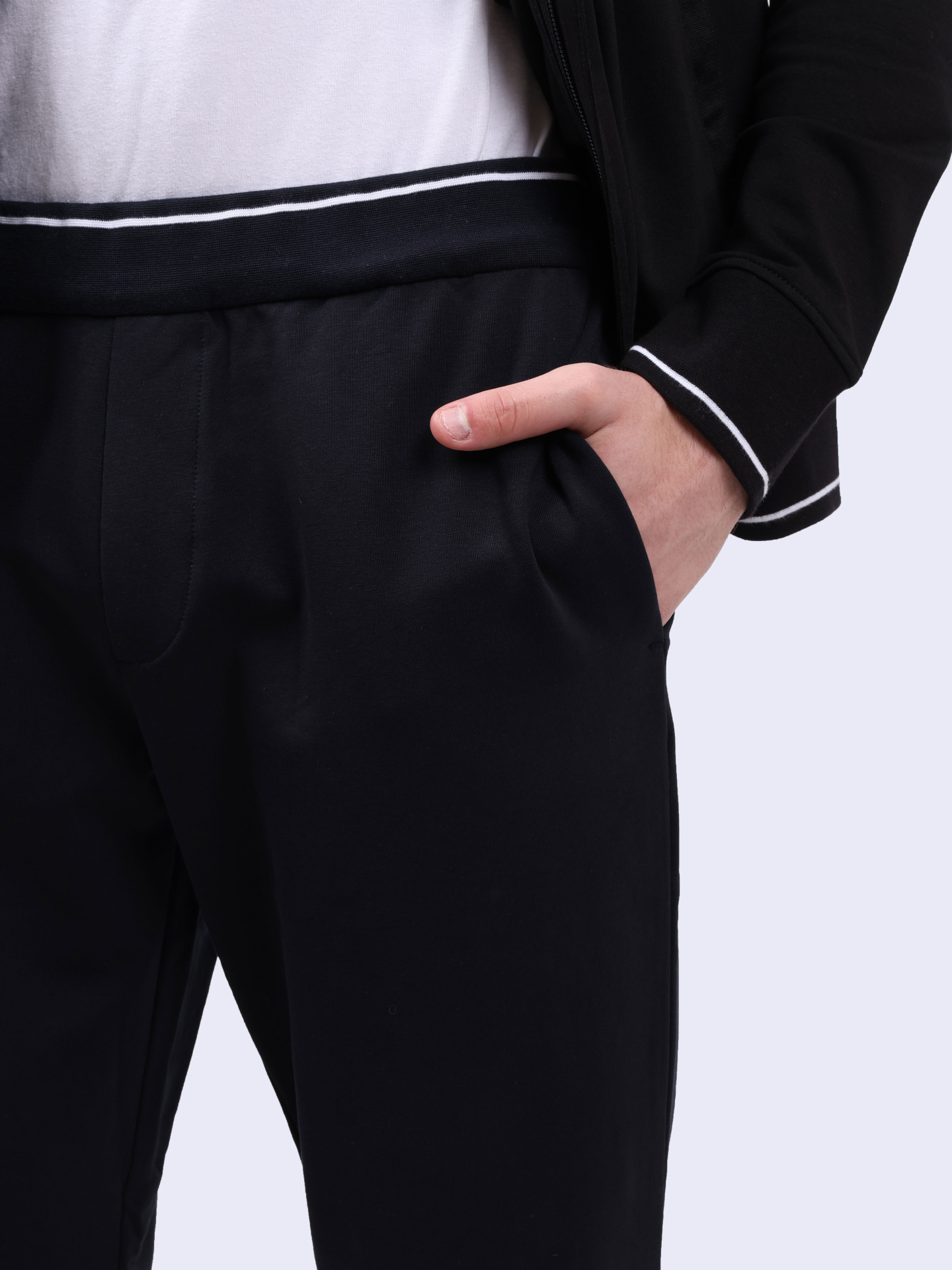 Брюки спортивные Armani Exchange 8NZP82 ZJH3Z 1510 темно-синие мужские — купить в интернет-магазине Verdistore