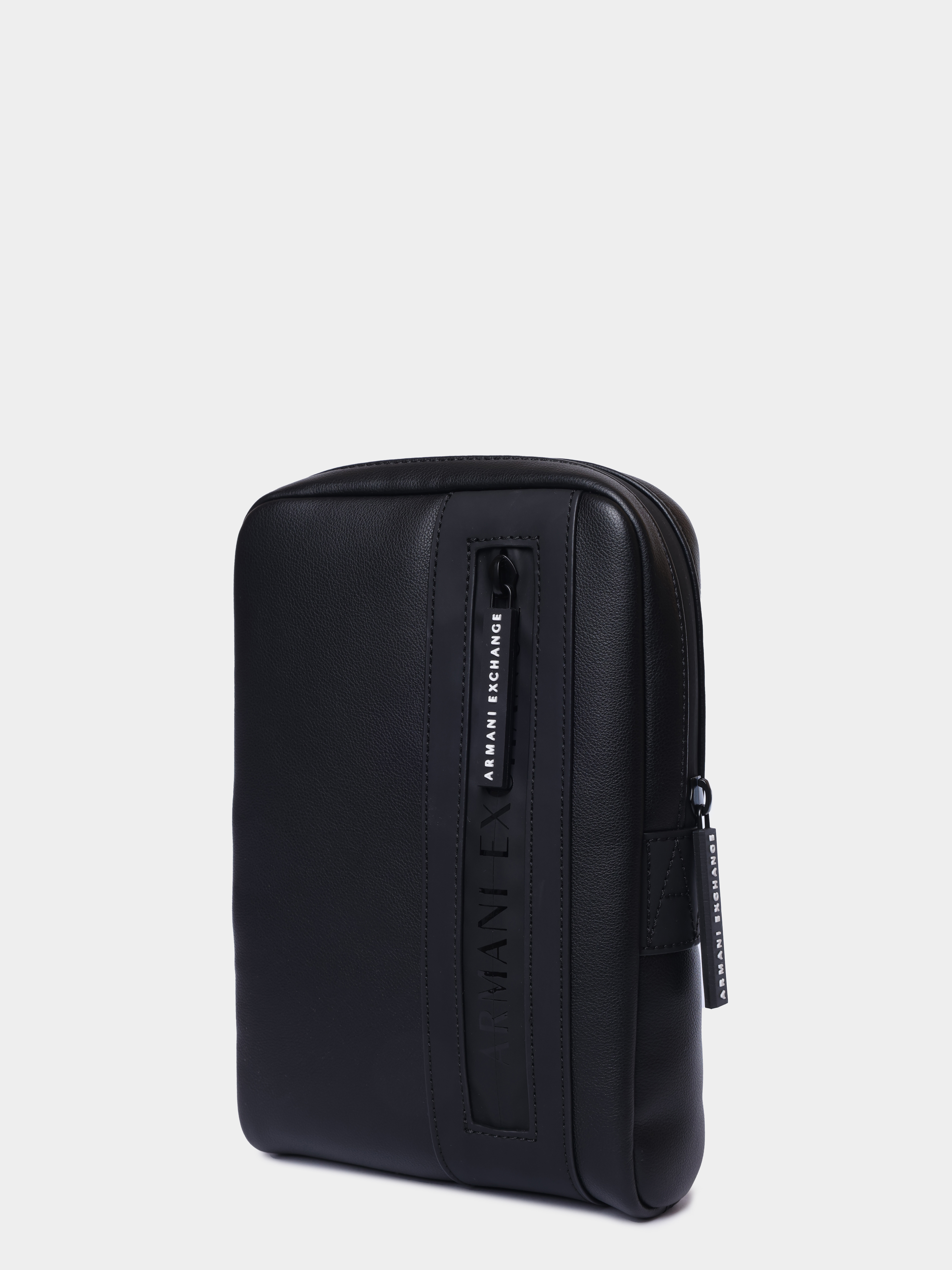 Сумка Armani Exchange XM003588 AF26679 MC043 черная мужская — купить в интернет-магазине Verdistore