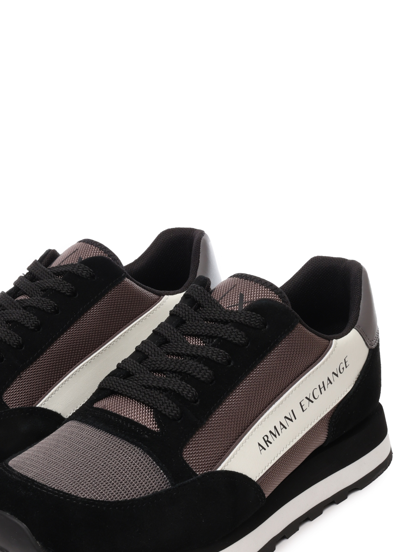 Кроссовки Armani Exchange XUX083 XV263 K584 комбинированные мужские с логотипом — купить в интернет-магазине Verdistore