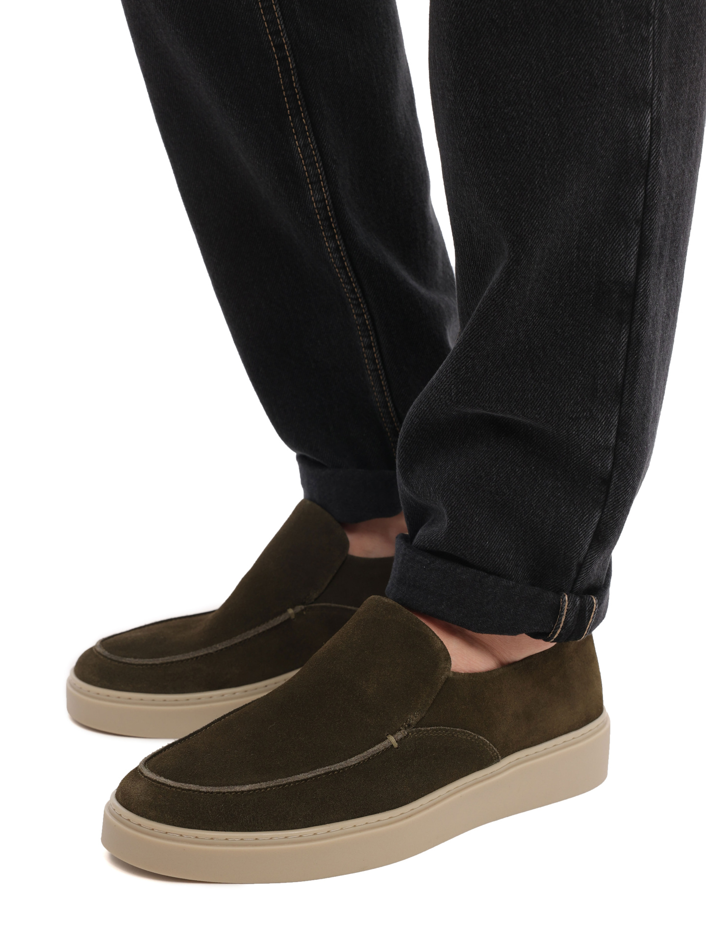 Лоферы замшевые на высокой светлой подошве — купить в интернет-магазине Verdistore