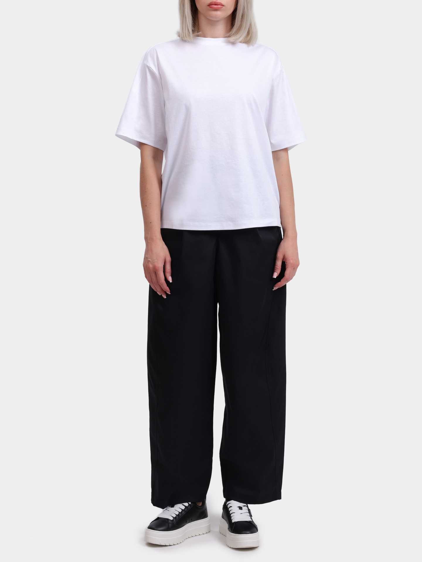 Брюки Herno PT00046DL 12830 9300 черные женские — купить в интернет-магазине Verdistore