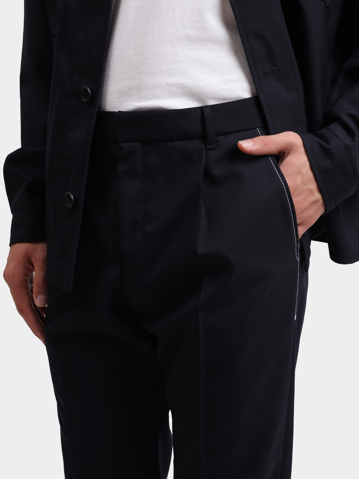 Брюки Boss 50545809 404 темно-синие мужские из шерсти — купить в интернет-магазине Verdistore