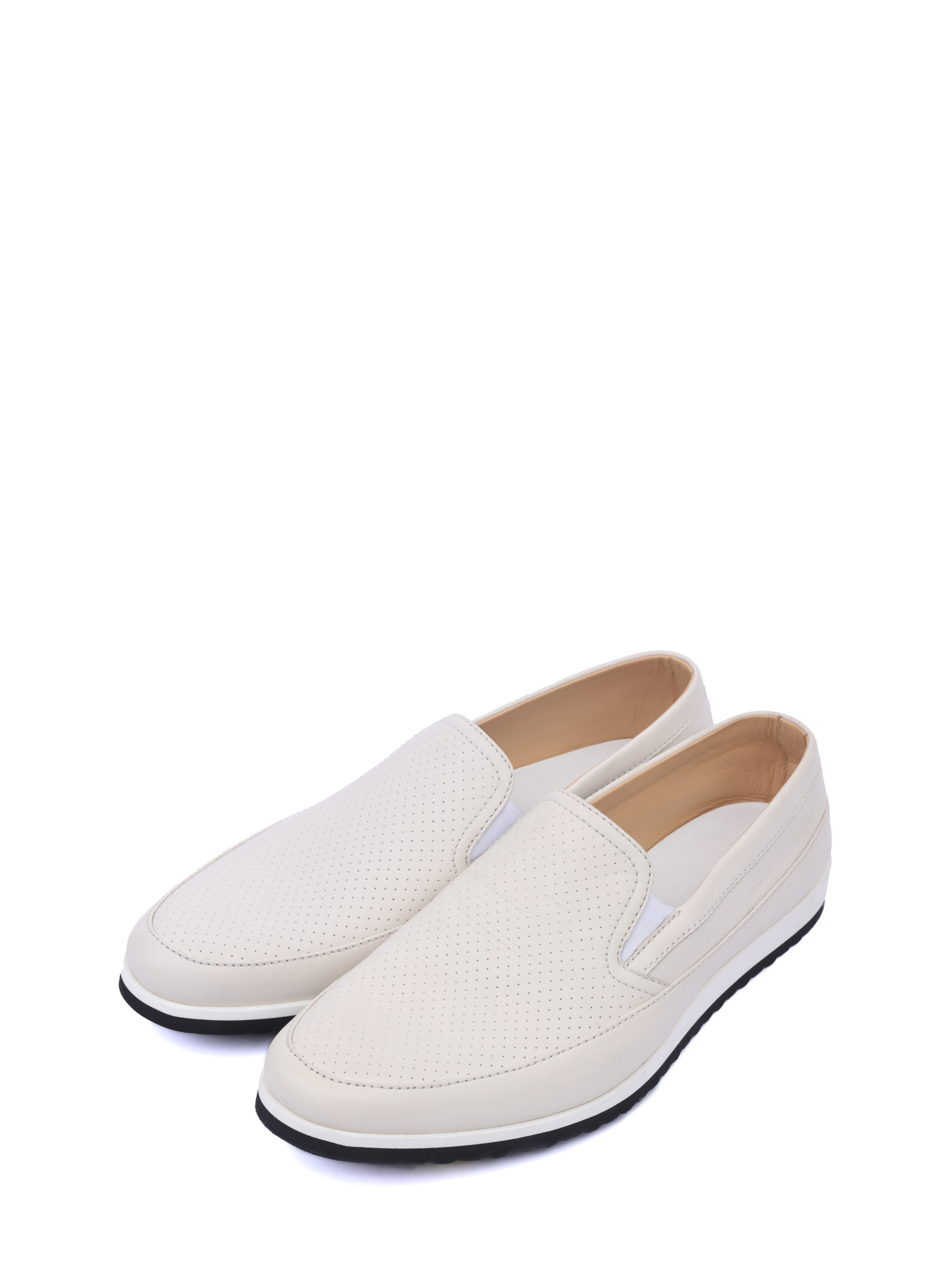 Мокасины белые кожаные на черно-белой подошве — купить в интернет-магазине Verdistore