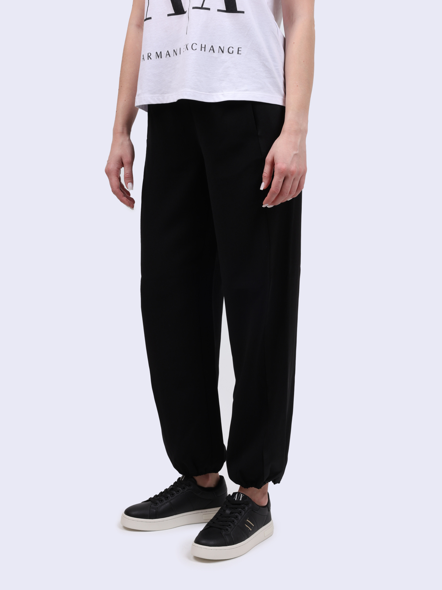 Брюки Armani Exchange 6DYP36 YN5YZ 1200 черные женские с атласными вставками — купить в интернет-магазине Verdistore