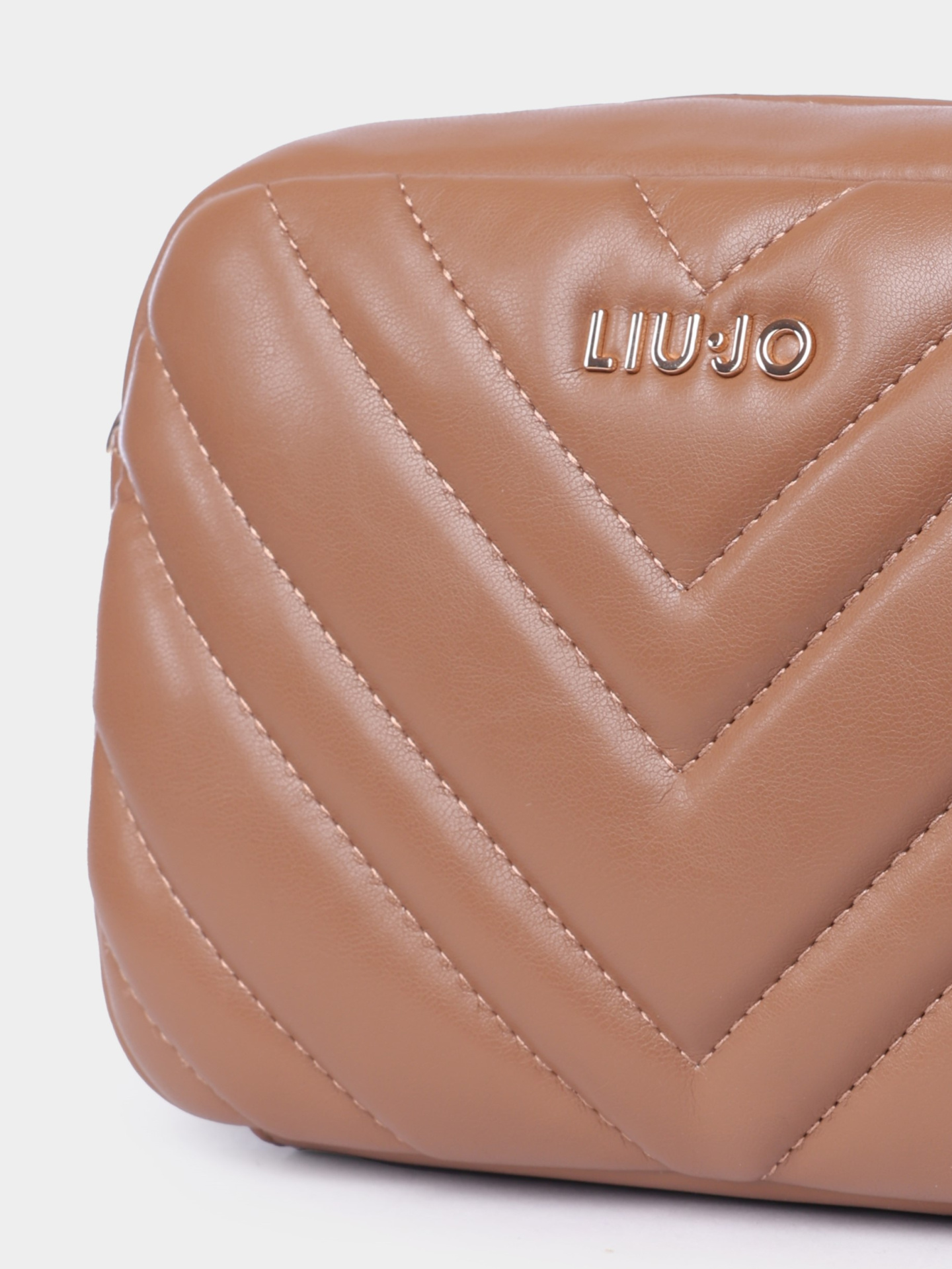 Сумка Liu-Jo AF5187 E0426 81140 стеганая женская — купить в интернет-магазине Verdistore