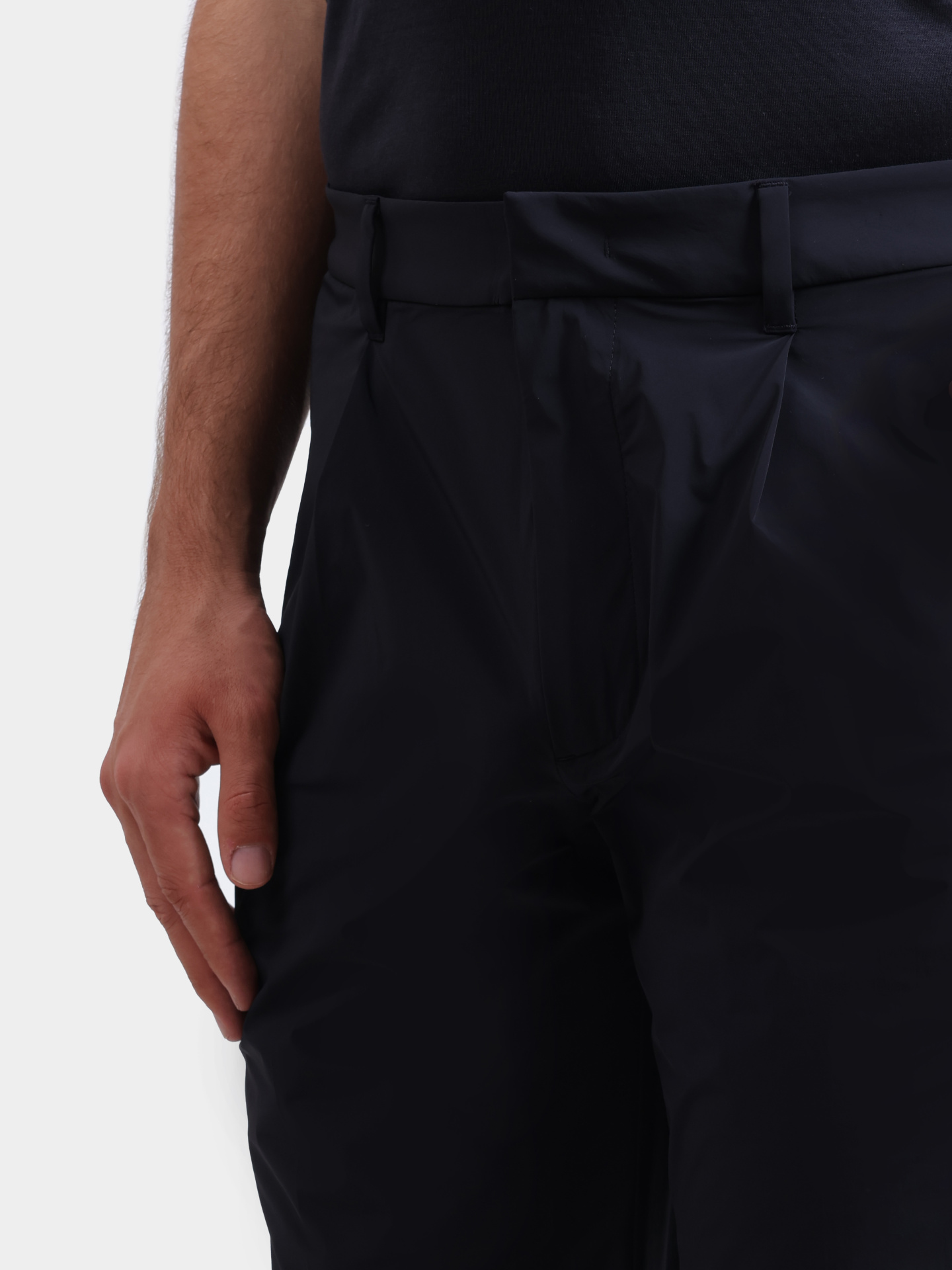 Брюки Emporio Armani EM005440 AF13772 UB118 темно-синие мужские — купить в интернет-магазине Verdistore