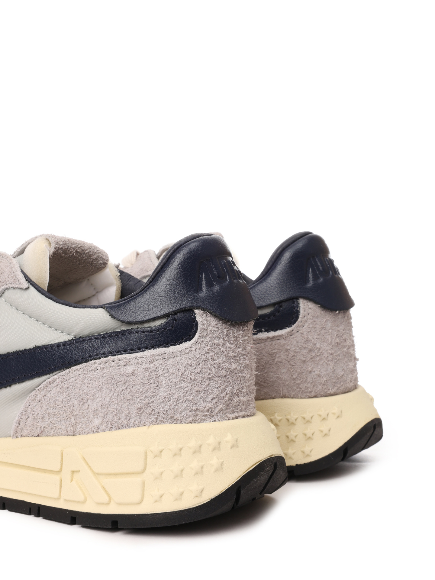 Кроссовки Autry WWLM-HN12 серые мужские с замшевыми вставками — купить в интернет-магазине Verdistore