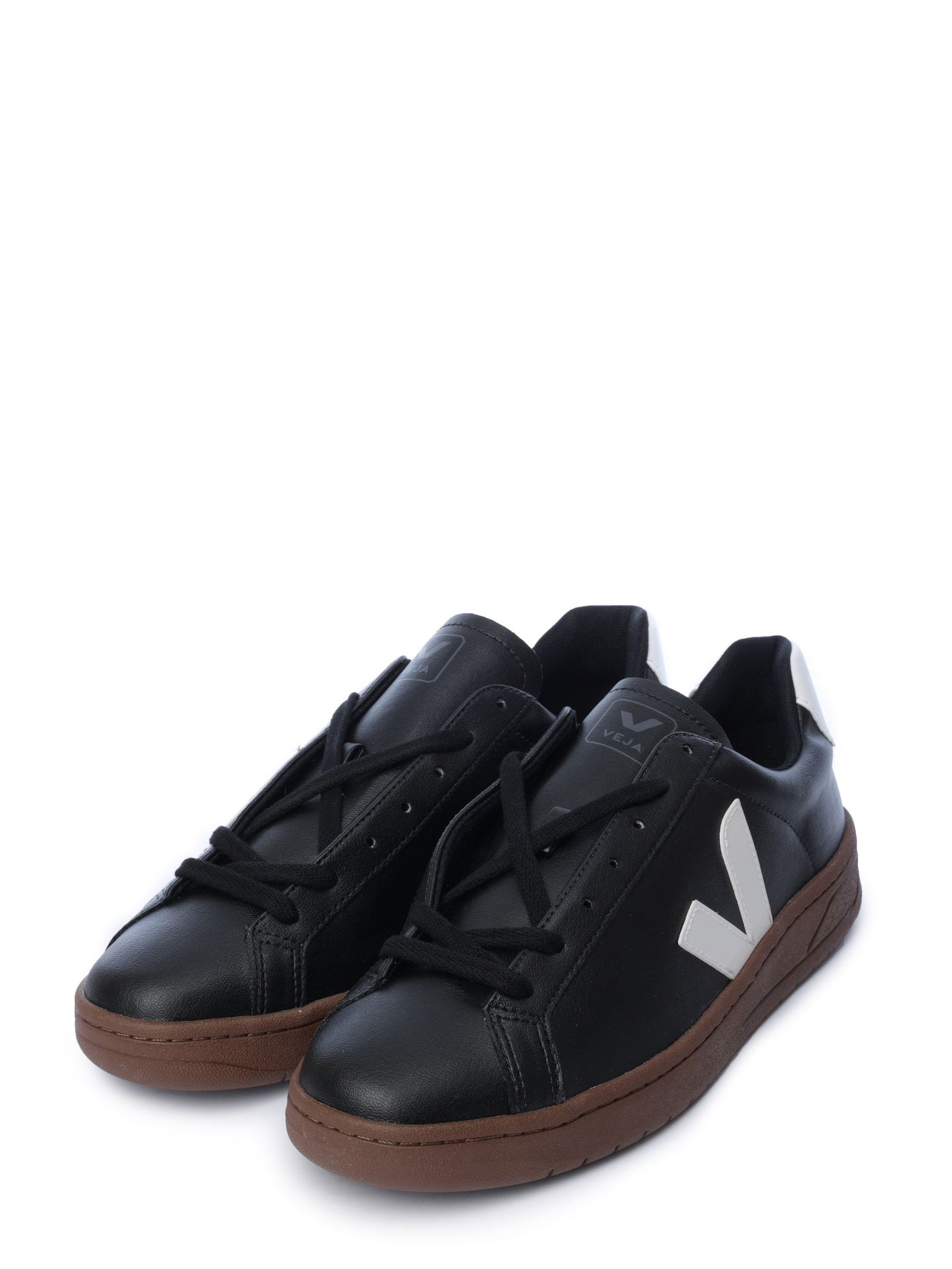 Кеды черные с крупным белым логотипом кожаные на коричневой подошве — купить в интернет-магазине Verdistore