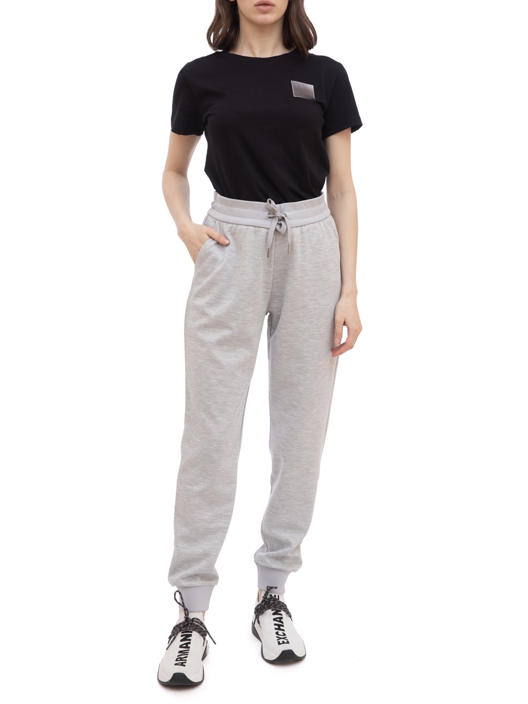 картинка Брюки спортивные Armani Exchange 8NYP97 YJ1GZ серые женские с эластичными манжетами от магазина Verdistore
