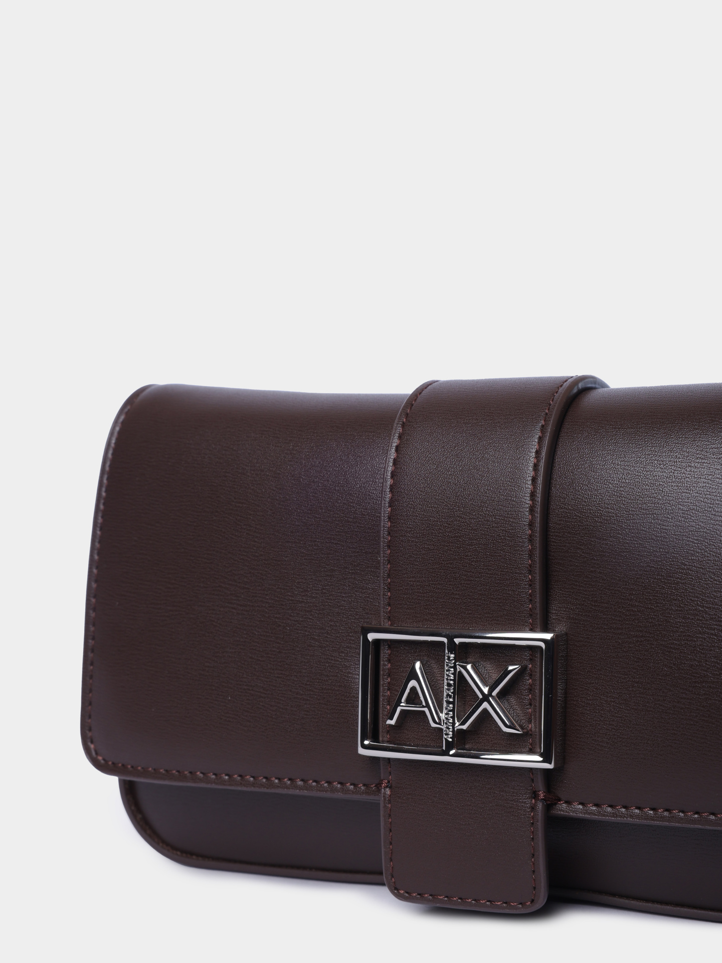 Сумка A|X XW002567 AF12039 U6018 коричневая женская с крупным металлическим логотипом  — купить в интернет-магазине Verdistore