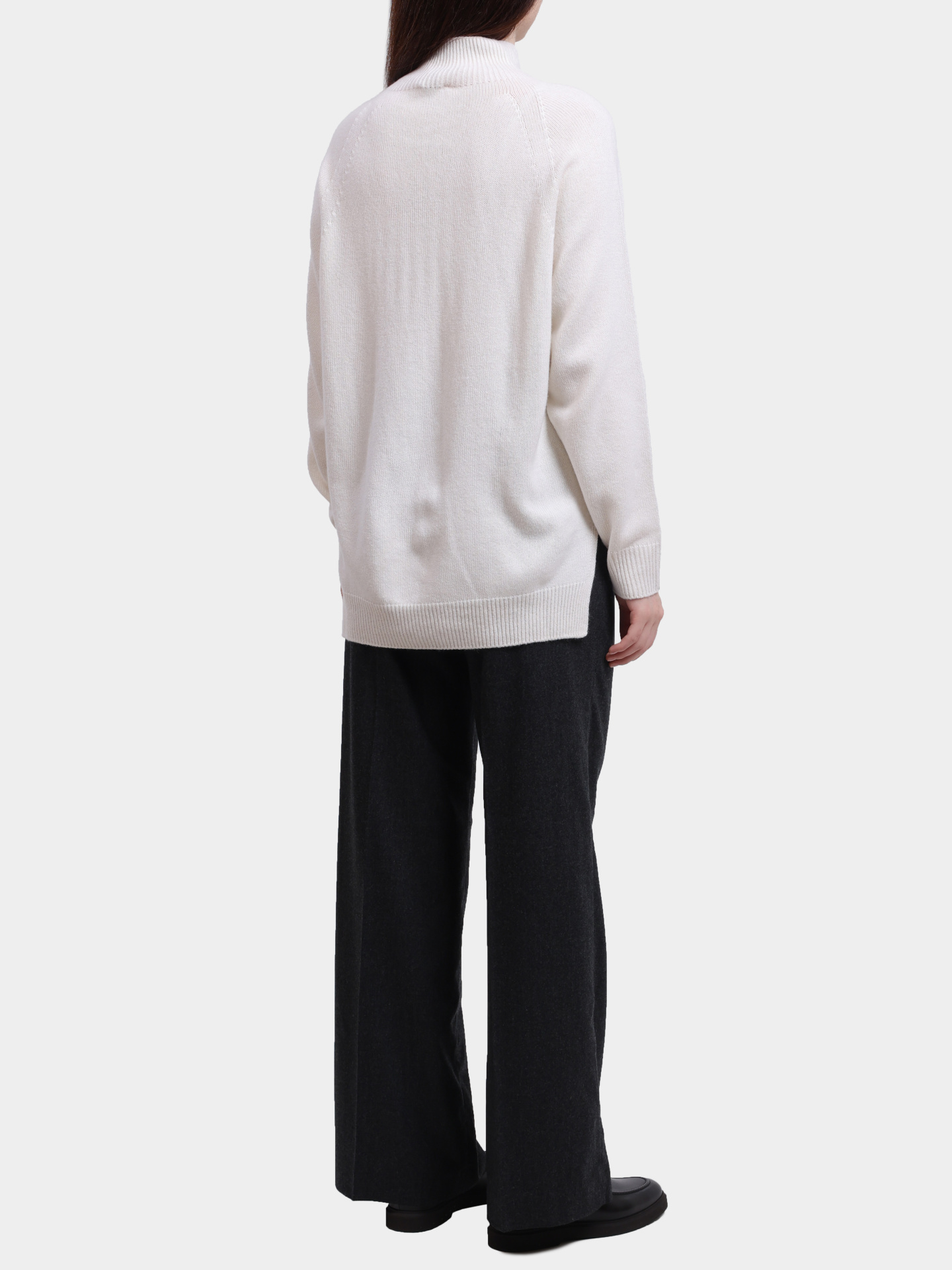 Свитер Peserico S99595F07K 09283 903 шерстяной женский — купить в интернет-магазине Verdistore