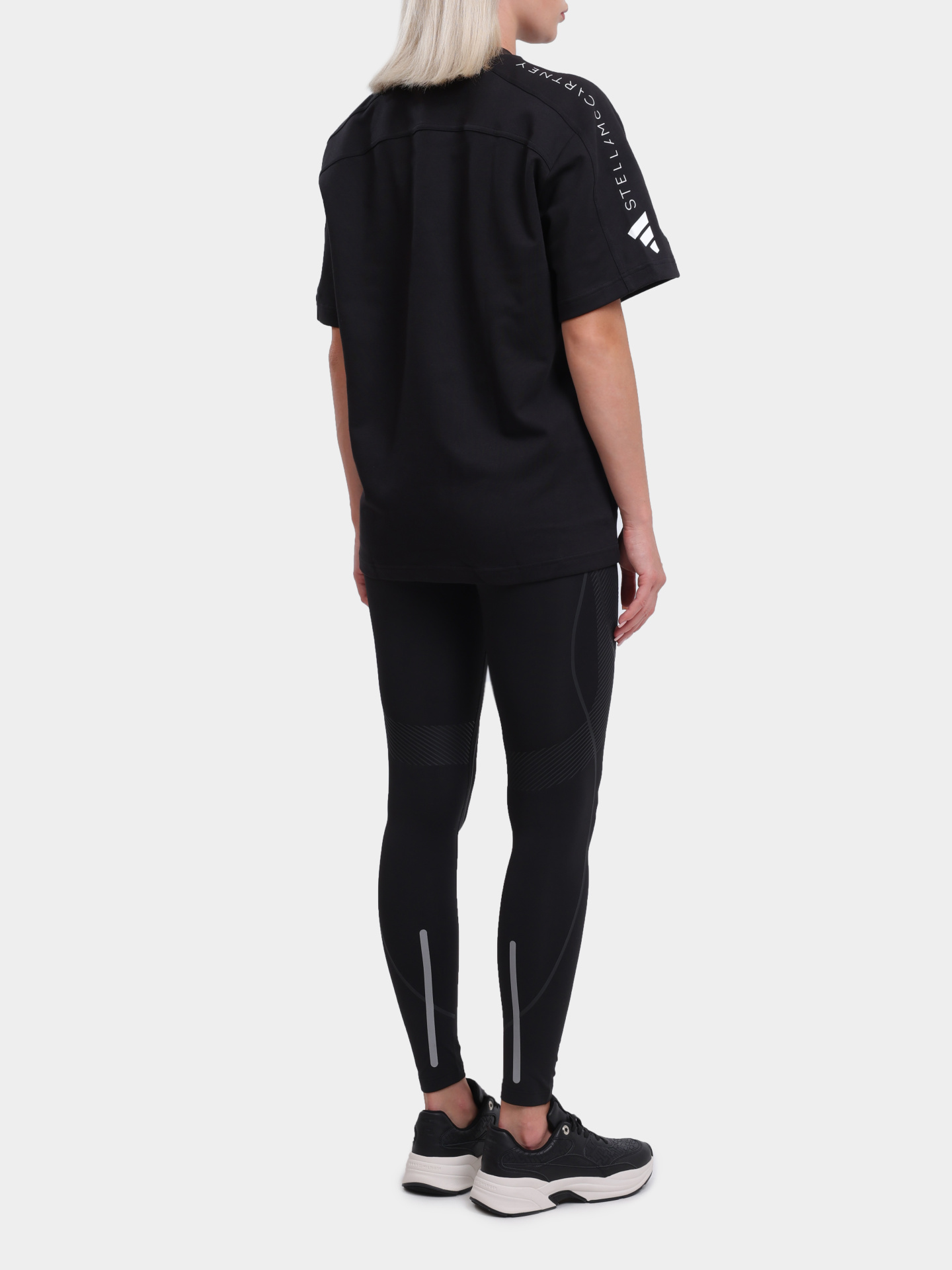 Футболка Adidas by Stella McCartney IB6854 черная женская — купить в интернет-магазине Verdistore