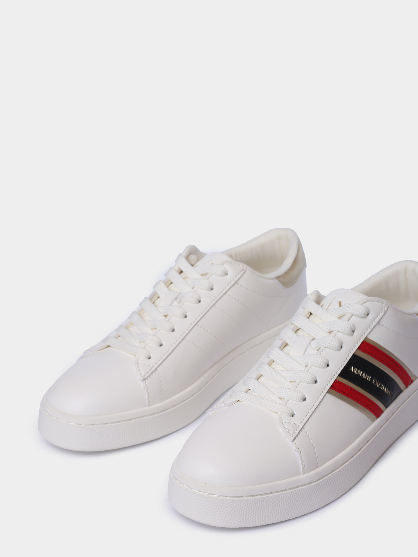 Кеды Armani Exchange XW002231 AF21421 MZ128 белые женские — купить в интернет-магазине Verdistore