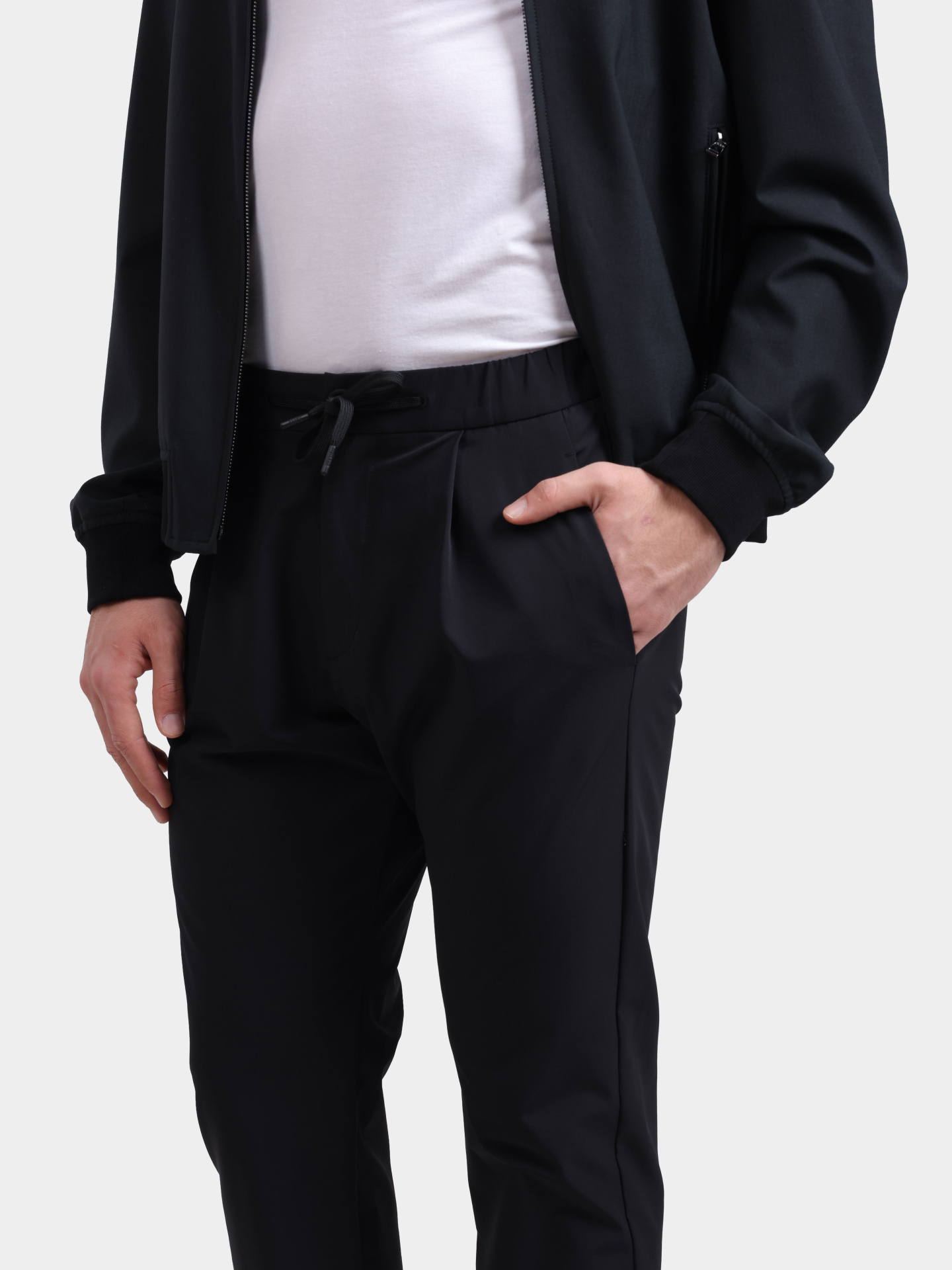 Брюки Herno PT000155U 12773S 9300 черные мужские — купить в интернет-магазине Verdistore