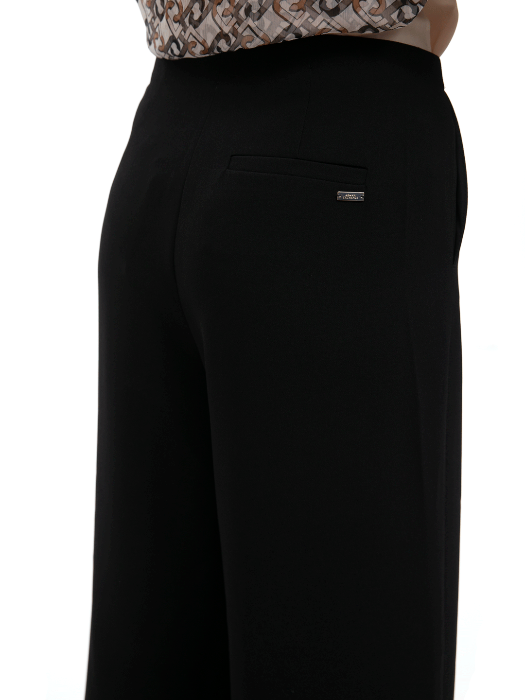 Кюлоты Armani Exchange 6GYP04 1200 черные женские с разрезами — купить в интернет-магазине Verdistore