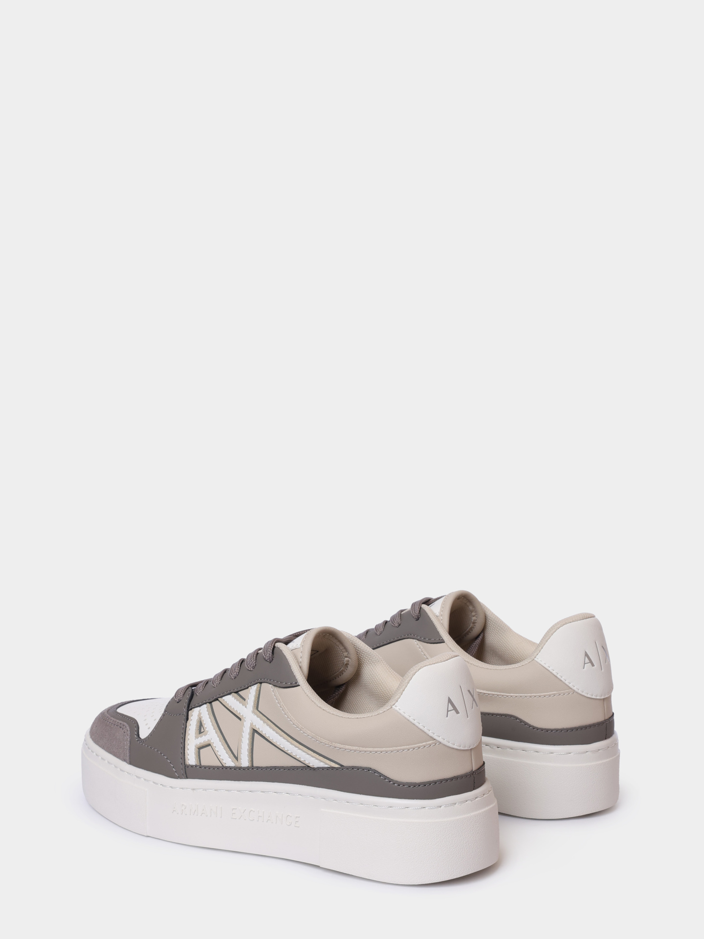 Кеды Armani Exchange XDX147 XV830 MZ289 комбинированные женские — купить в интернет-магазине Verdistore