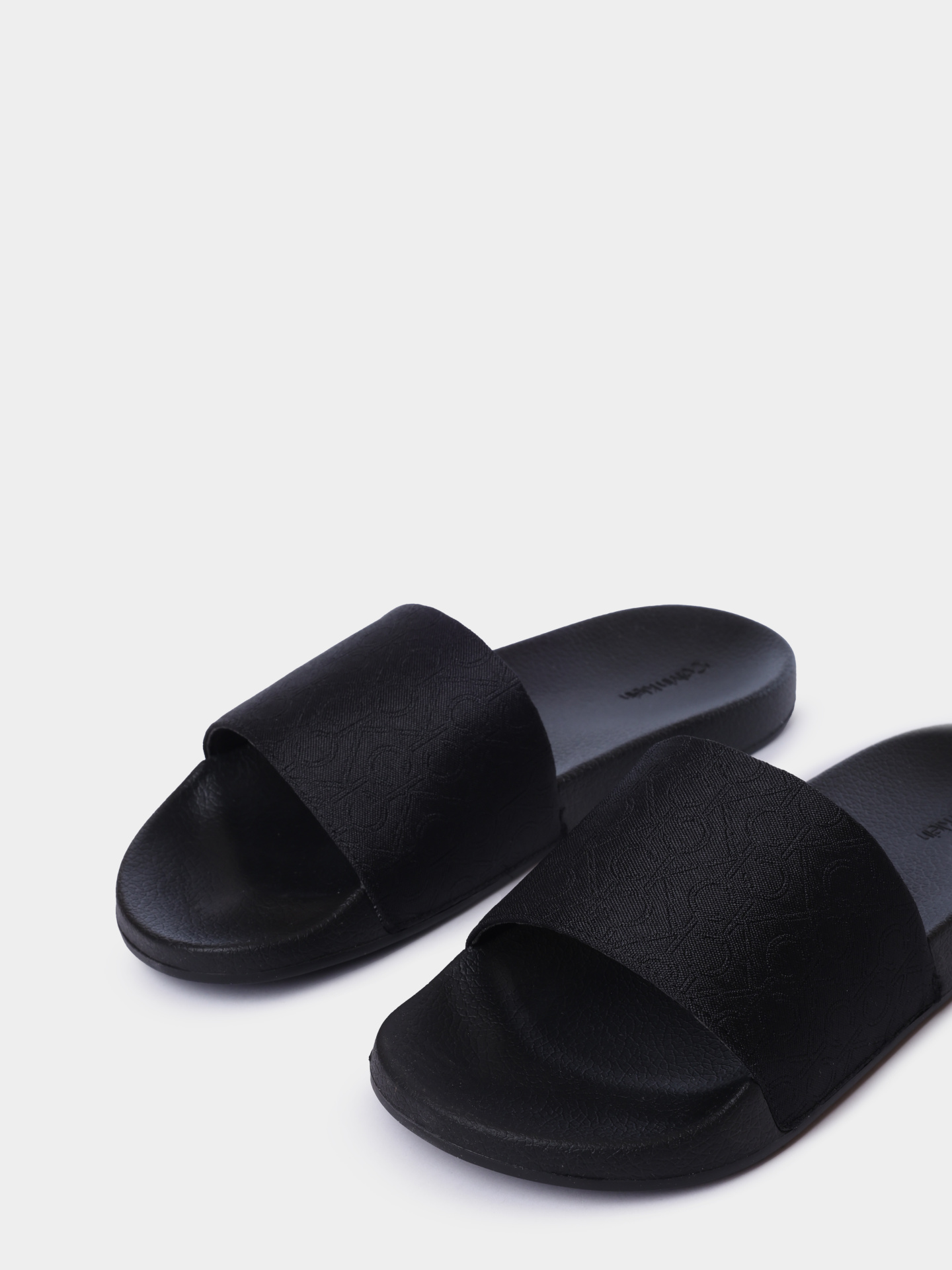 Шлепанцы Calvin Klein HW0HW02420 BEH черные женские — купить в интернет-магазине Verdistore