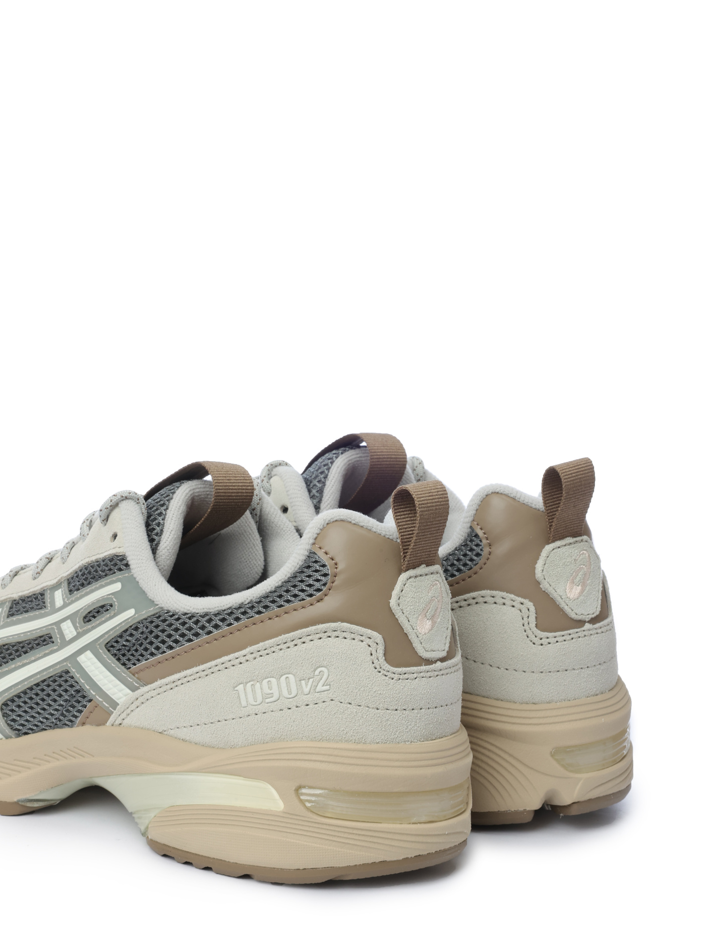 Кроссовки Asics 1203A382 021 комбинированные мужские с сетчатыми вставками — купить в интернет-магазине Verdistore