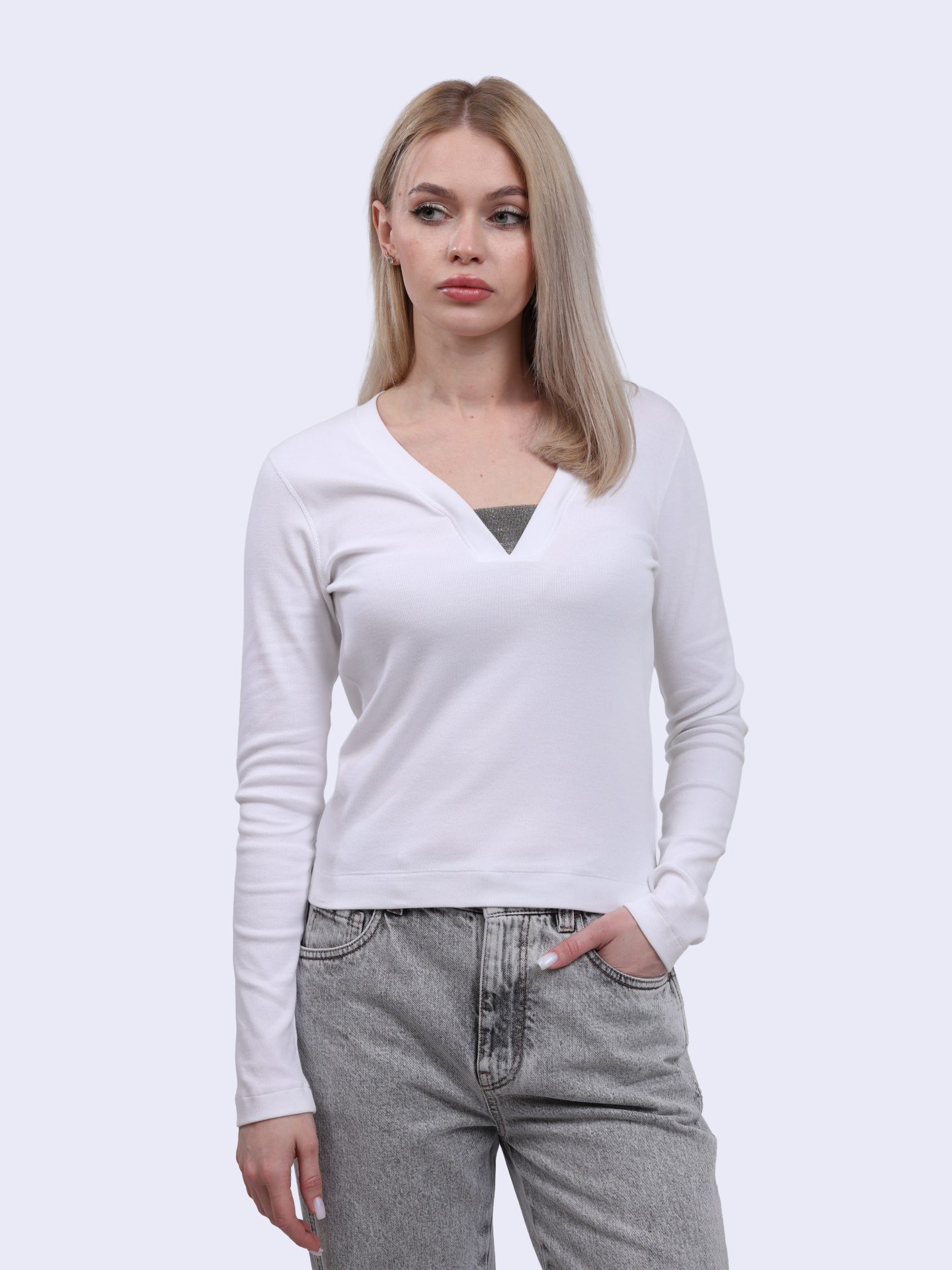 Джемпер Brunello Cucinelli M0TC8EL682 С159 белый женский с V-вырезом — купить в интернет-магазине Verdistore