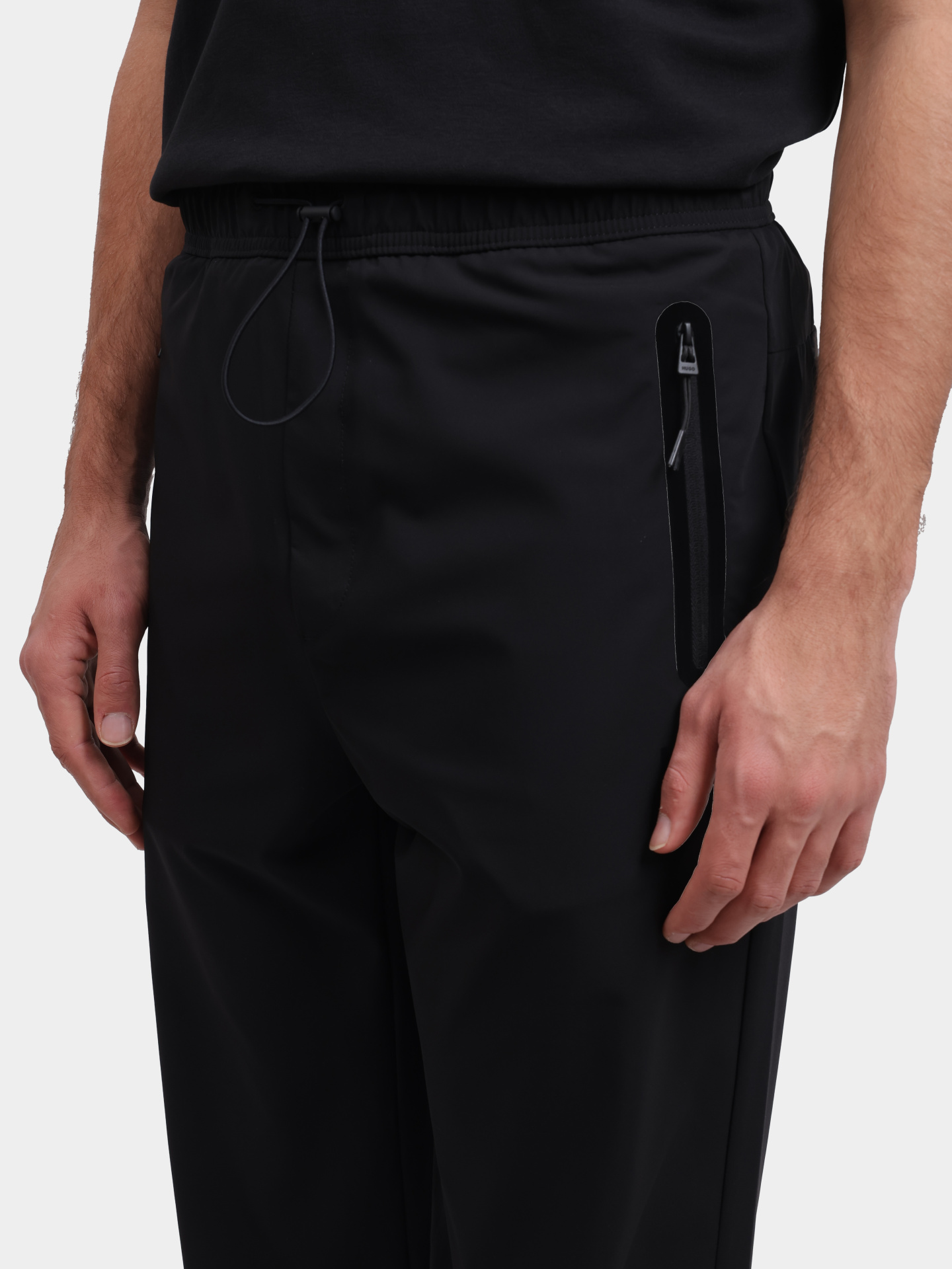 Брюки Hugo 50541380 001 черные мужские — купить в интернет-магазине Verdistore