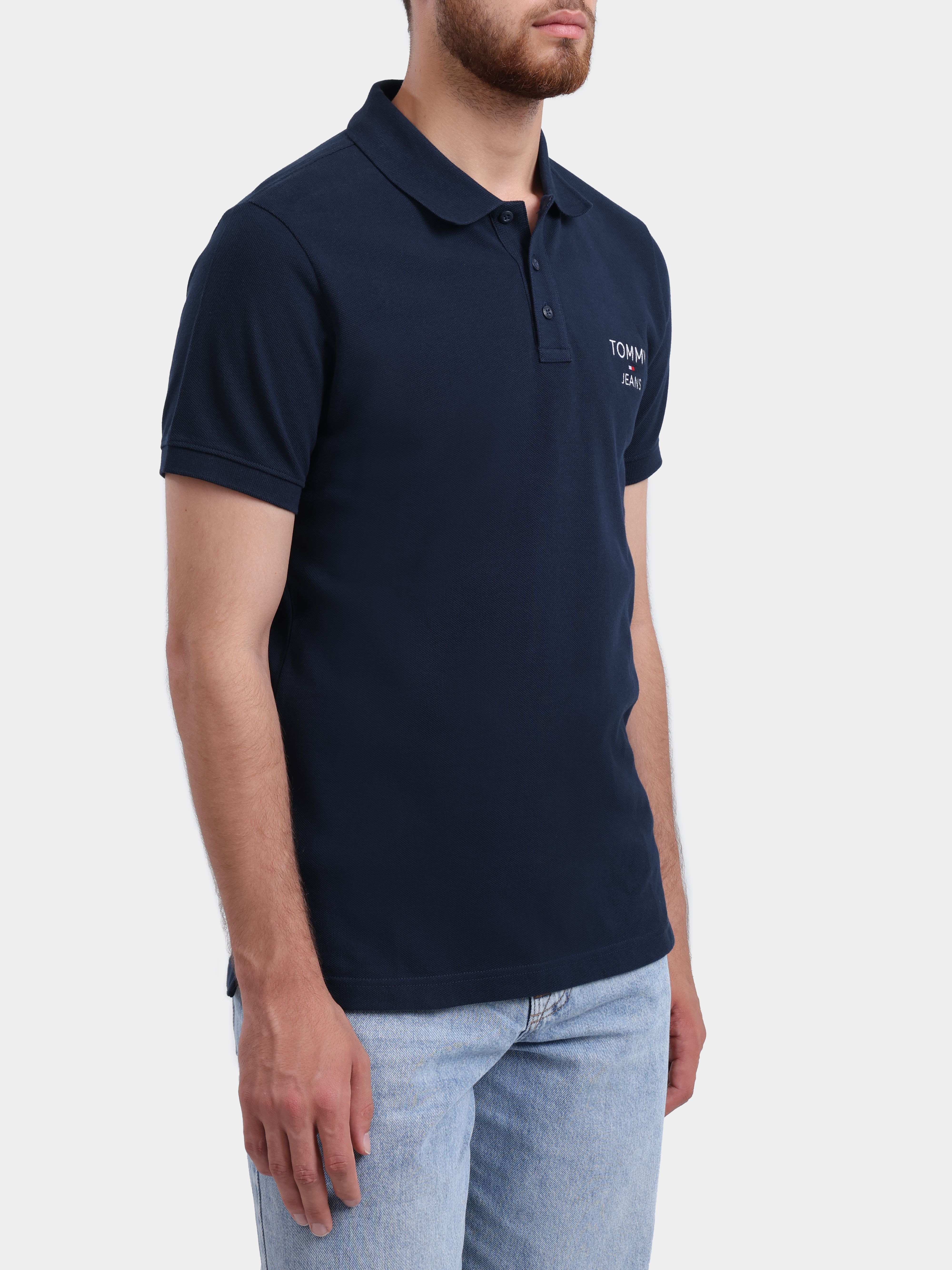 Поло Tommy Jeans DM0DM18927 C1G темно-синее мужское с логотипом — купить в интернет-магазине Verdistore