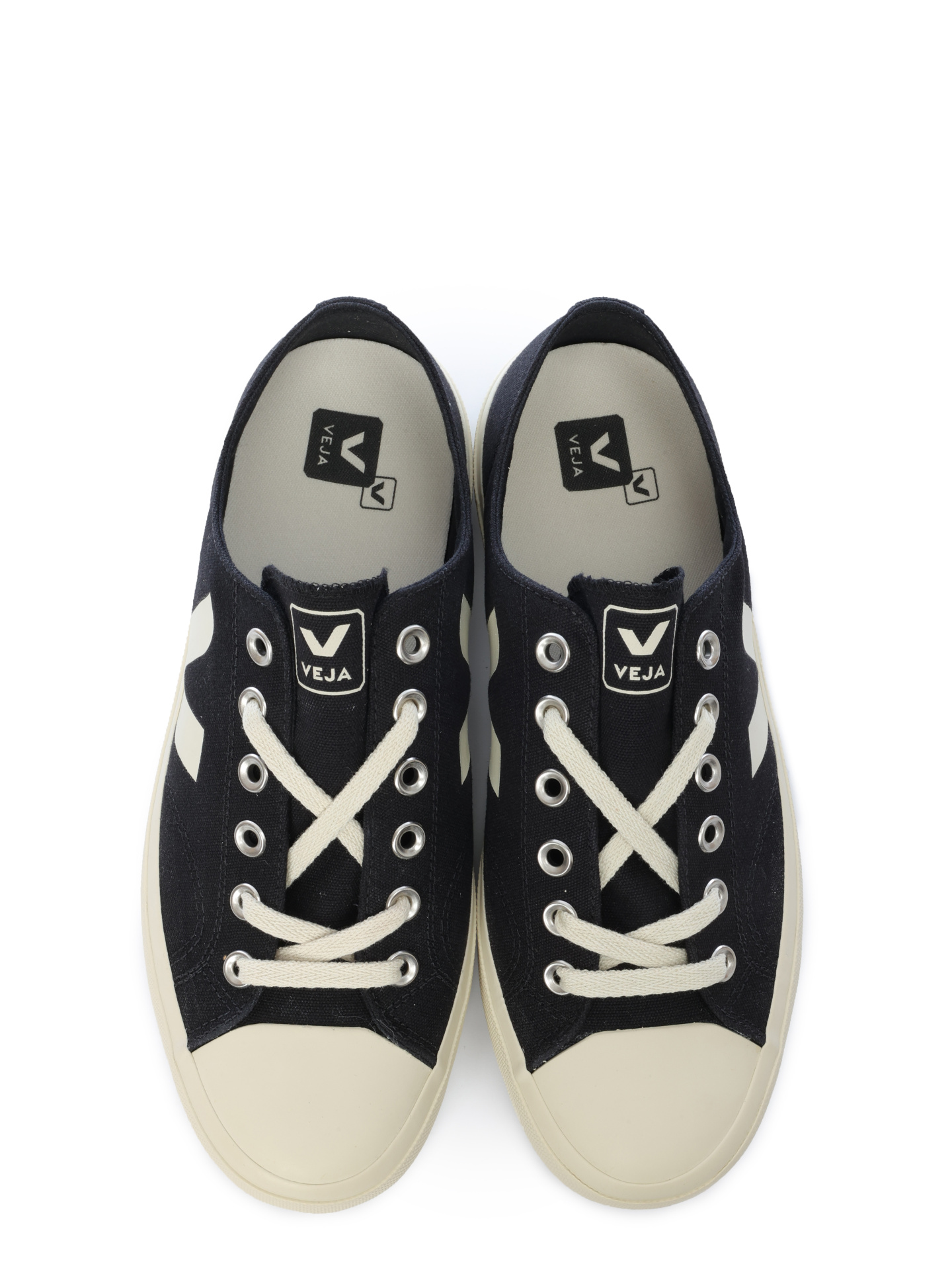 Кеды тканевые черные с крупным белым логотипом сбоку — купить в интернет-магазине Verdistore