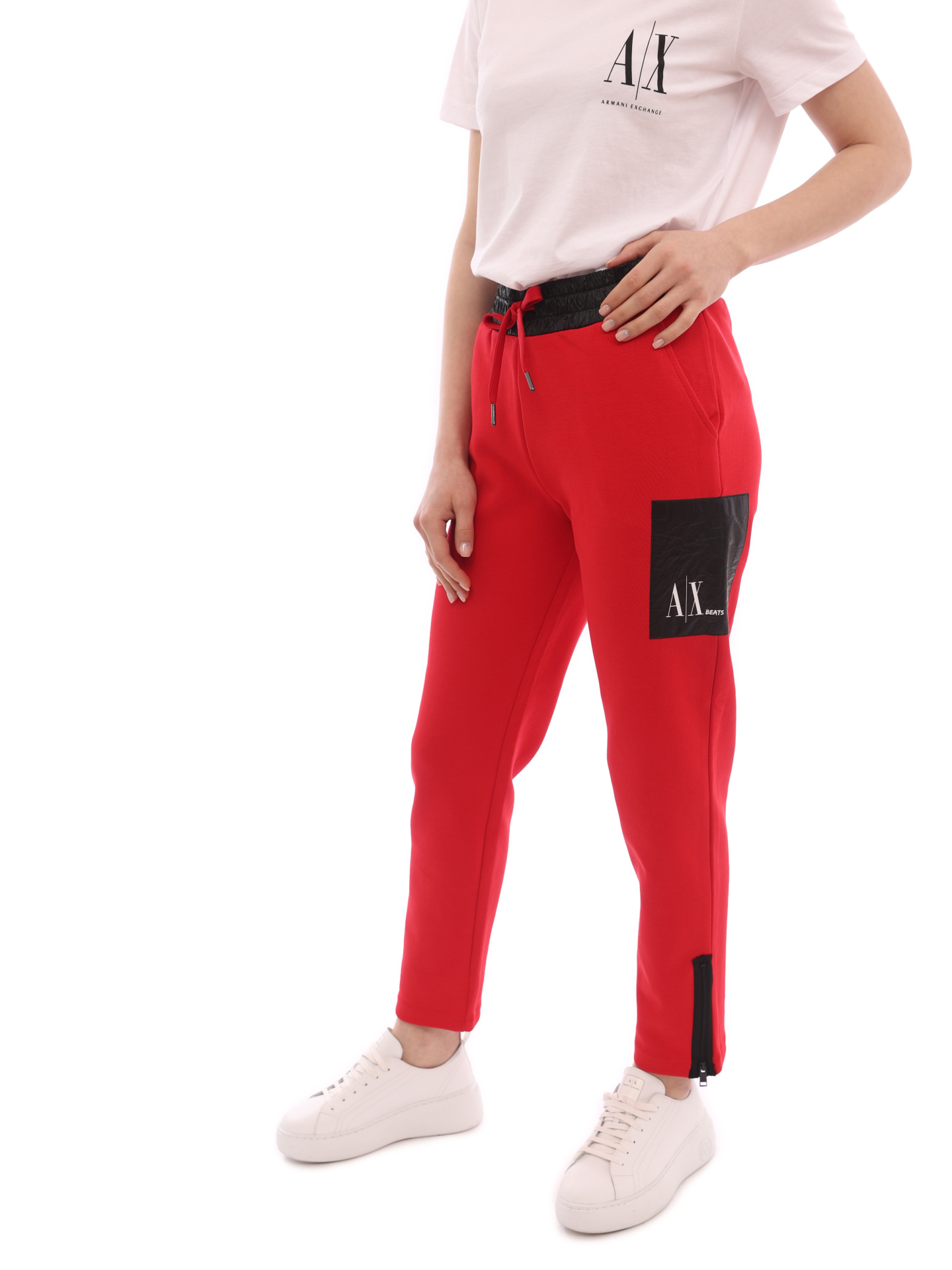 картинка Брюки спортивные Armani Exchange 3LYP76 YJU1Z 14AC красные женские с контрастной отделкой от магазина Verdistore