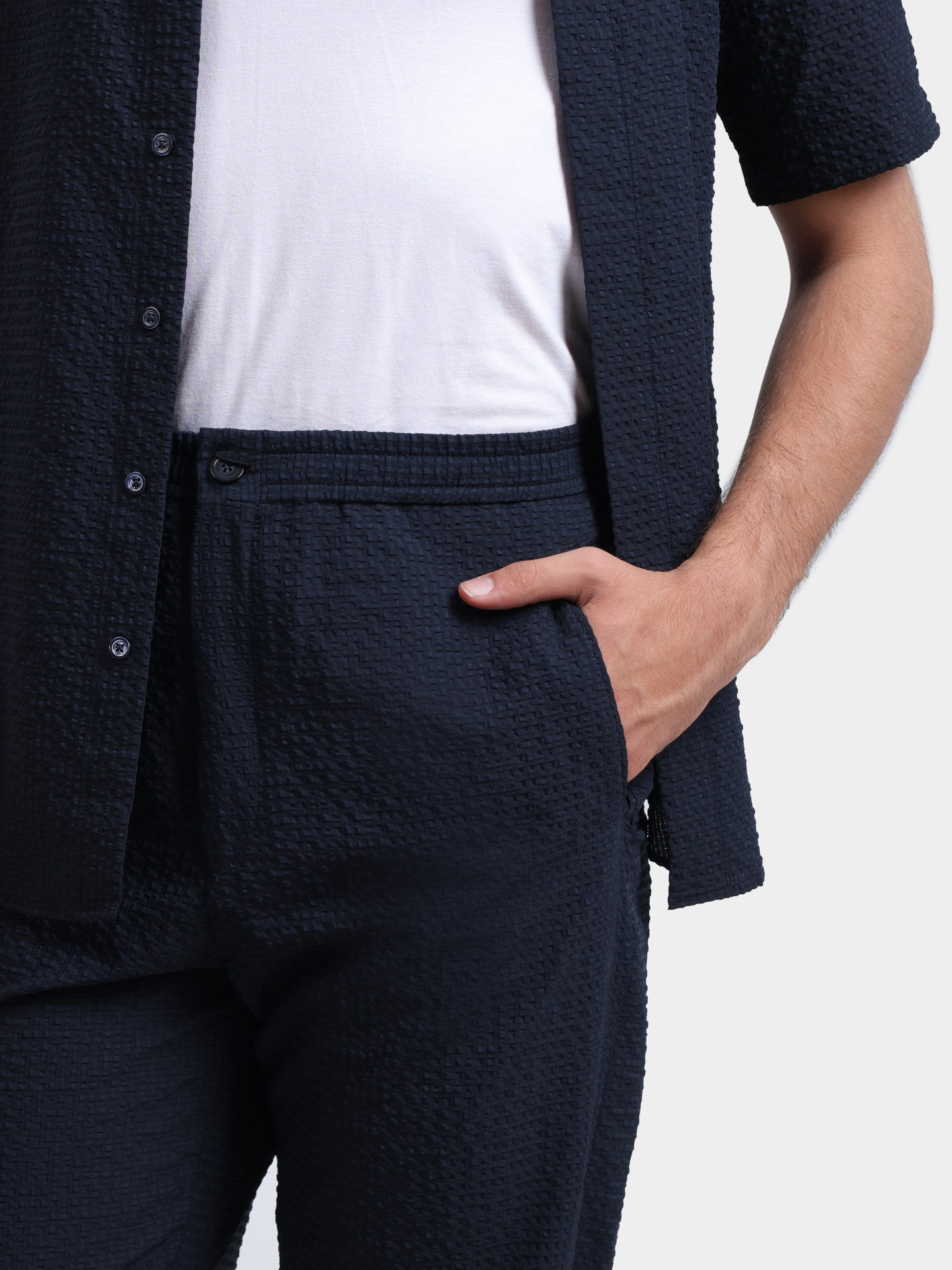 Брюки Emporio Armani EM005518 TE20392 UB109 фактурные мужские — купить в интернет-магазине Verdistore