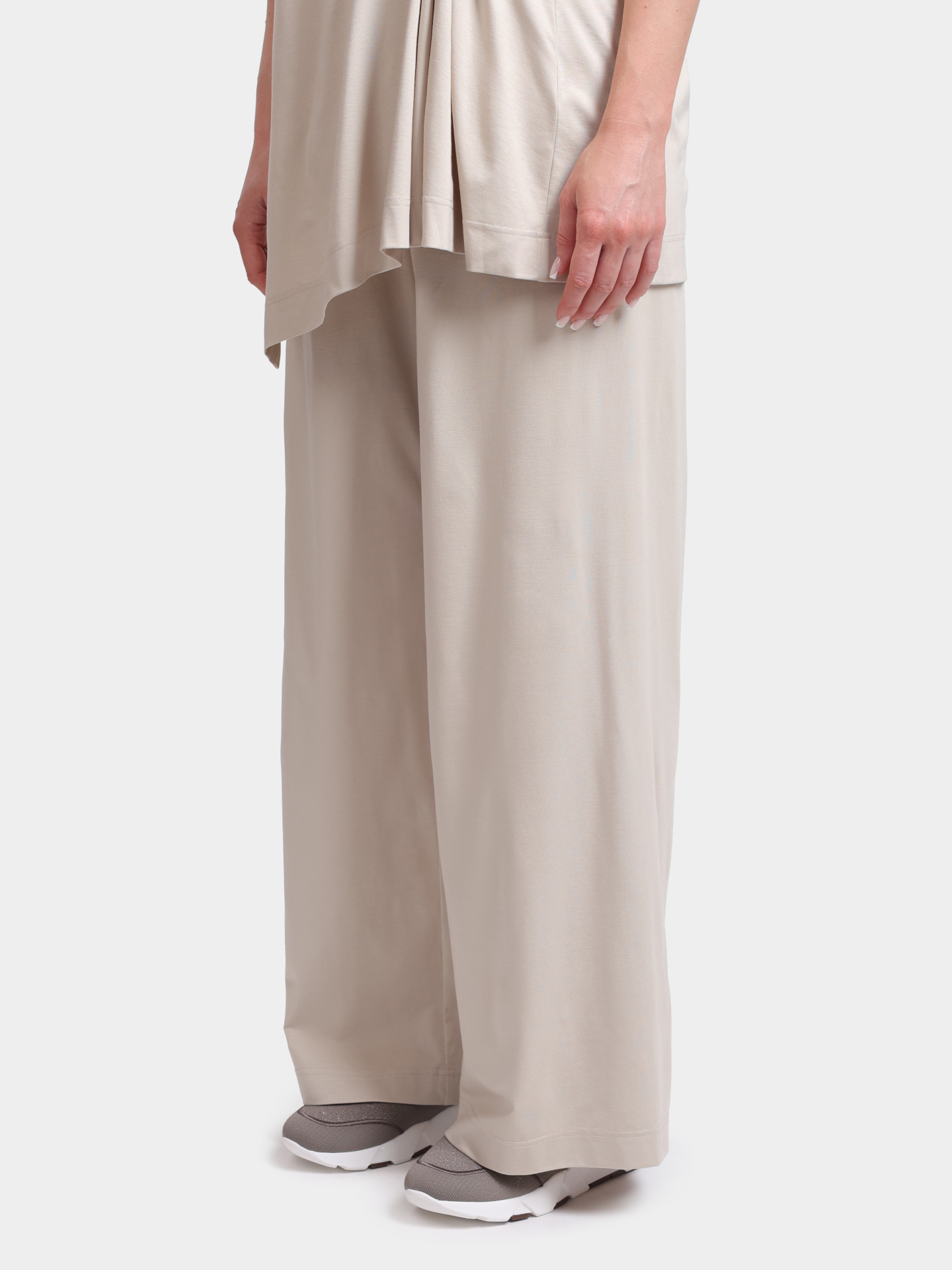 Брюки Re Vera 26-27-2438 600 бежевые женские — купить в интернет-магазине Verdistore