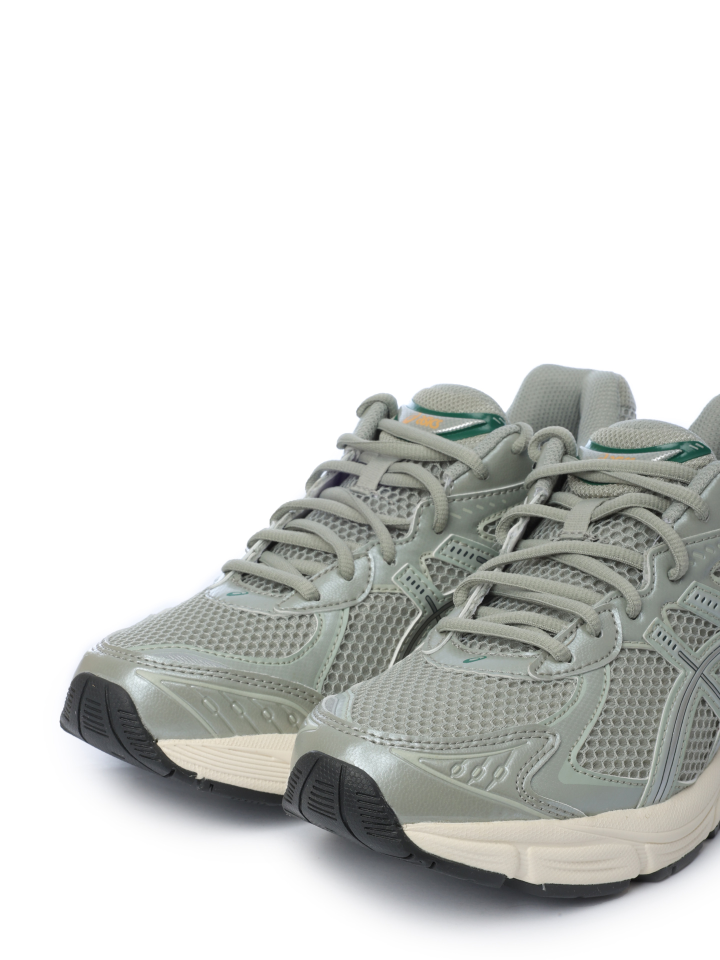 Кроссовки Asics 1203A275 022 серые мужские с сетчатыми вставками — купить в интернет-магазине Verdistore